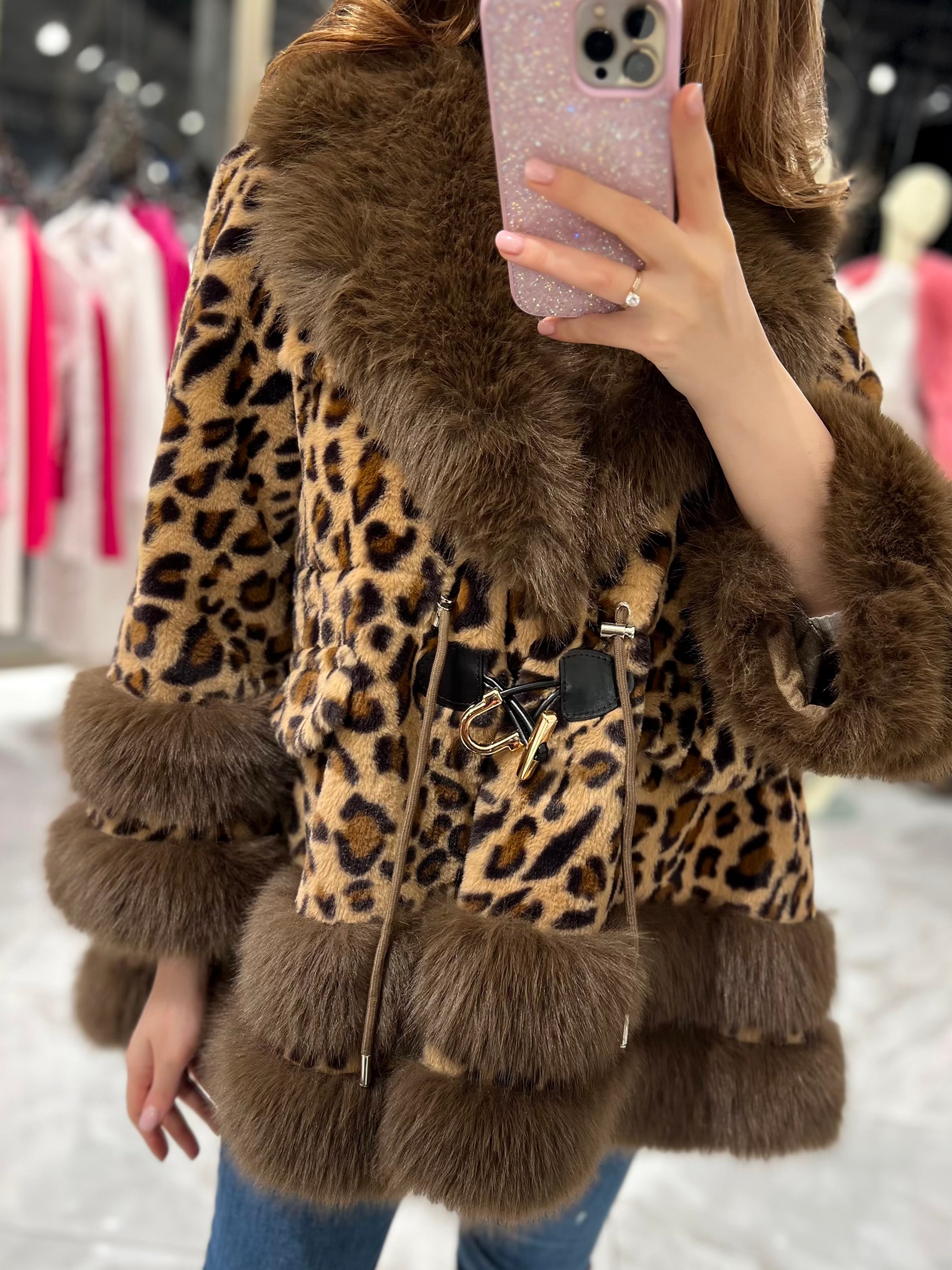 Sharlotte Vip Özel Tasarım İthal Kürk Panço Leopar