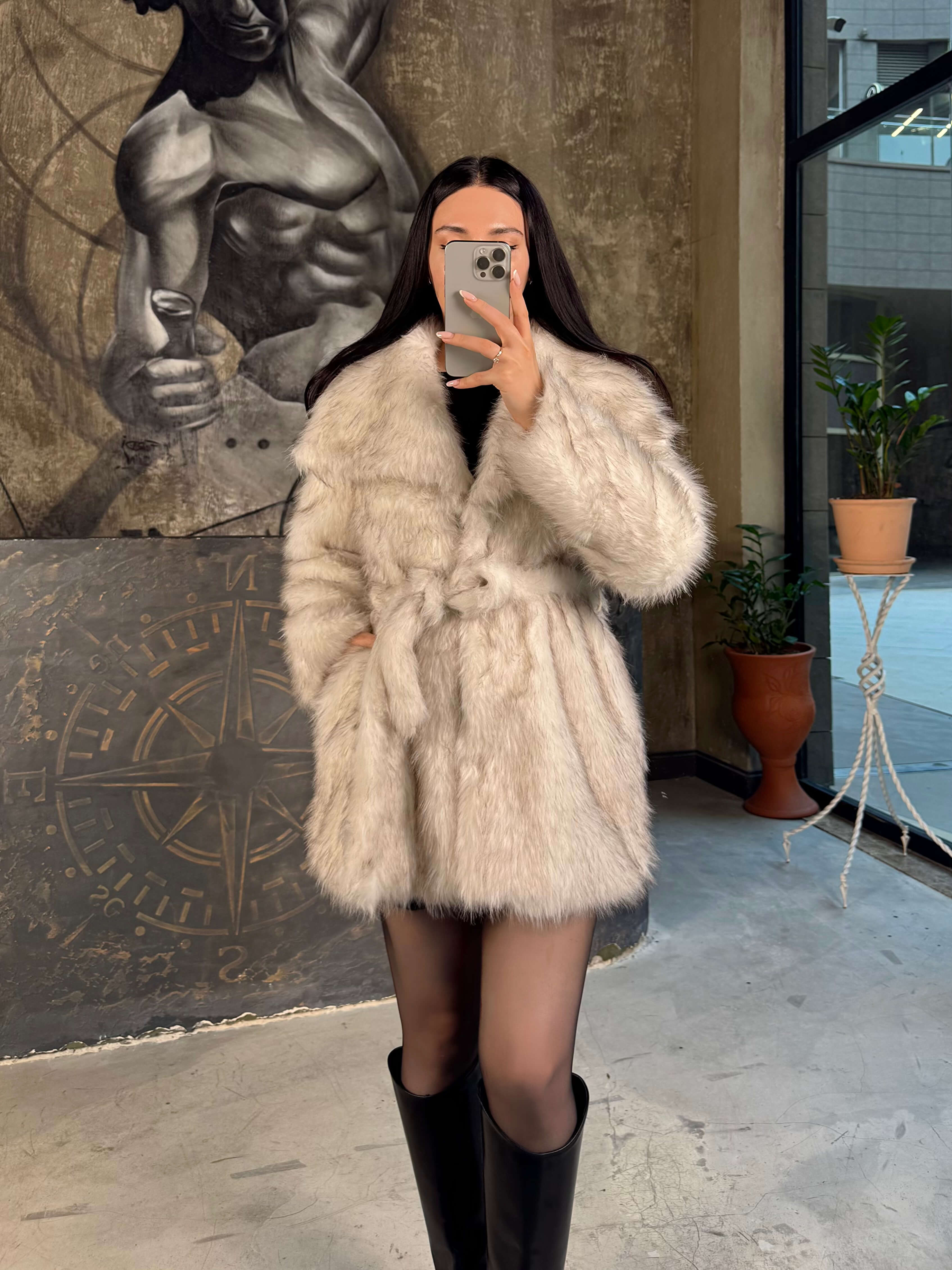Shin Şal Yaka Kısa Kuşaklı İthal Vip Kürk Ekru