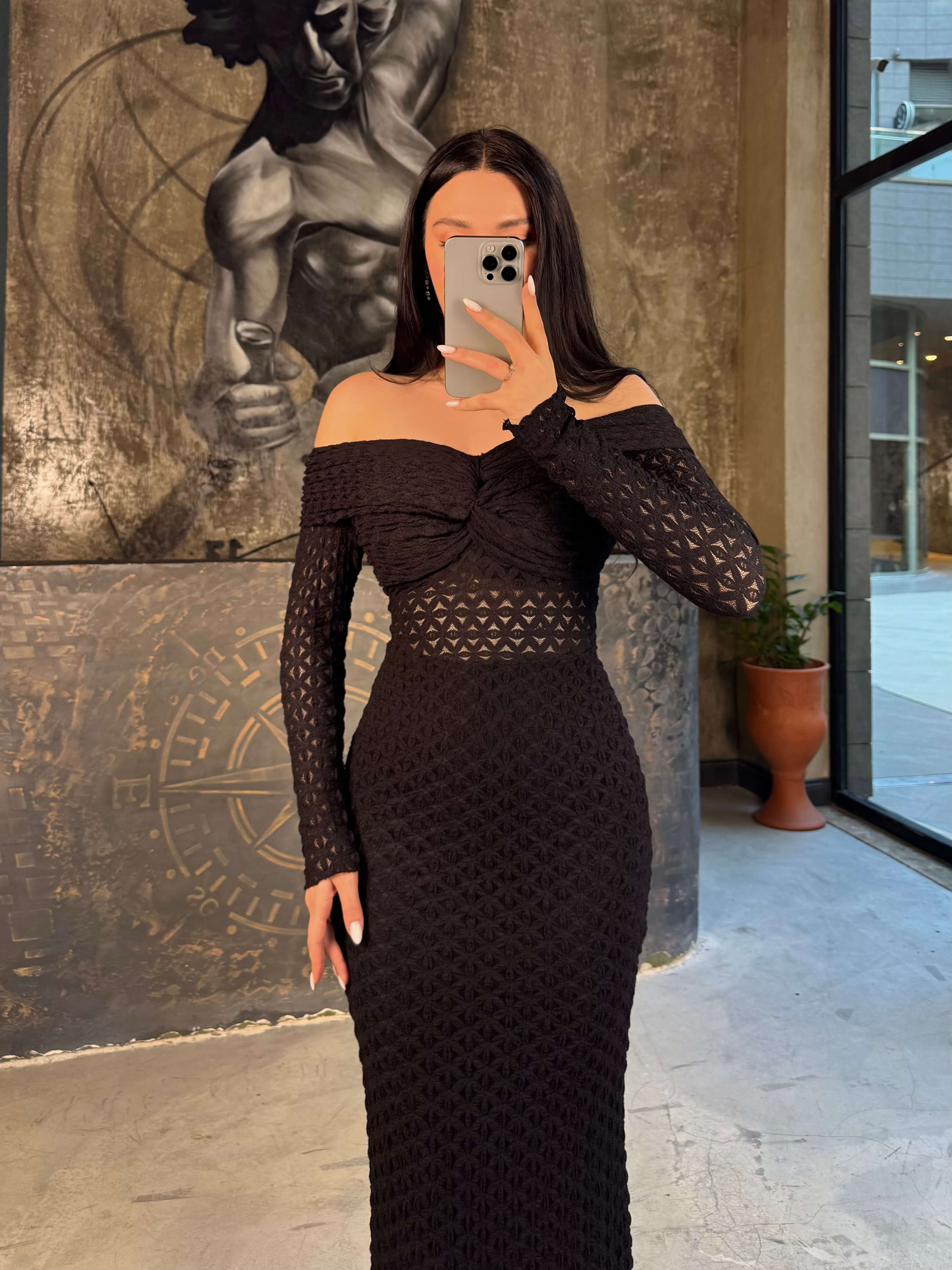 chinese dress ladies Lace Top Madonna: Noir / M / Flattering, Elegant, Elevated Timeless Basics by Chloe Colette