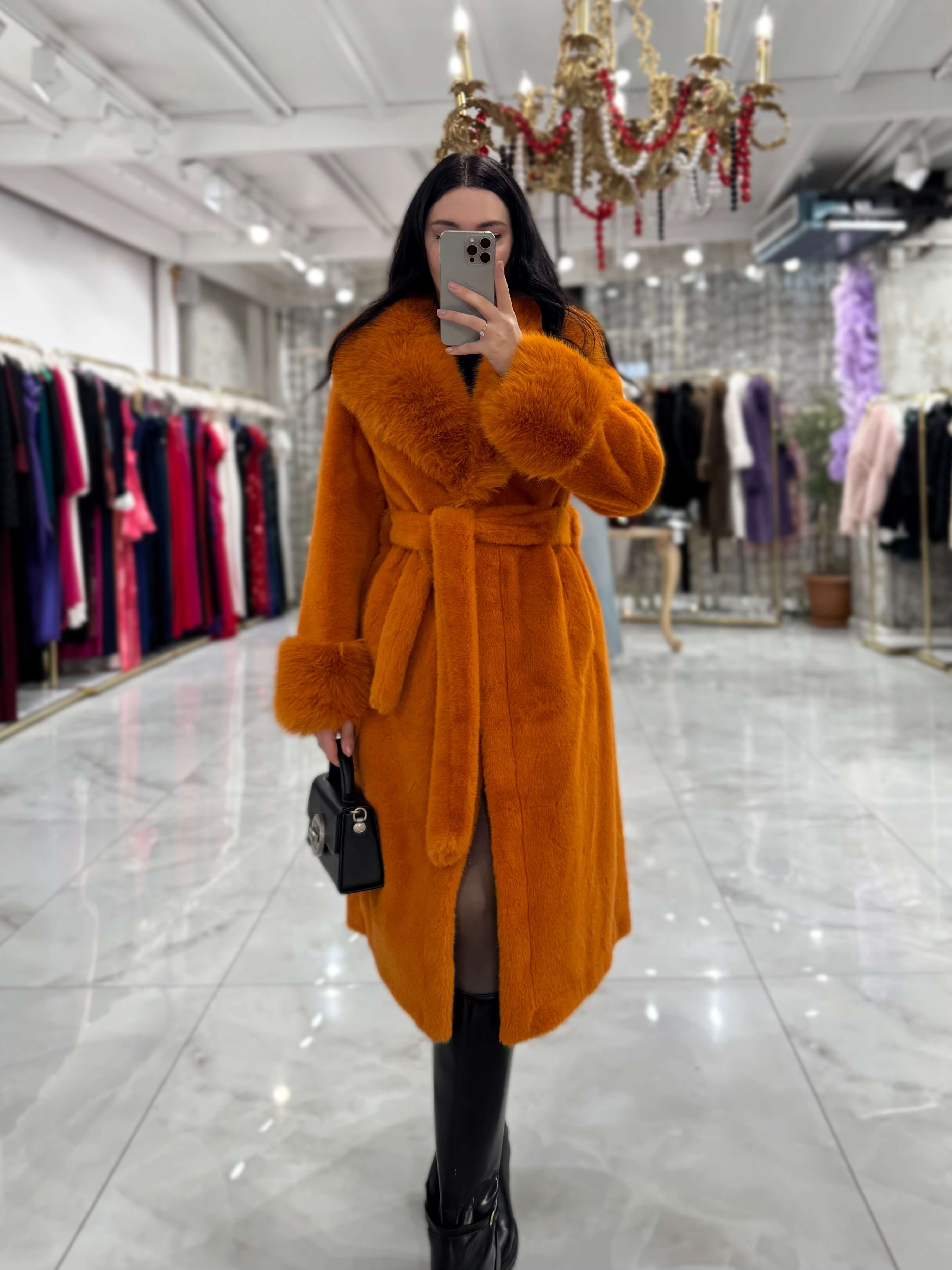 Dora Uzun Kuşaklı Yak Kol Detaylı Vip İthal Kürk Turuncu