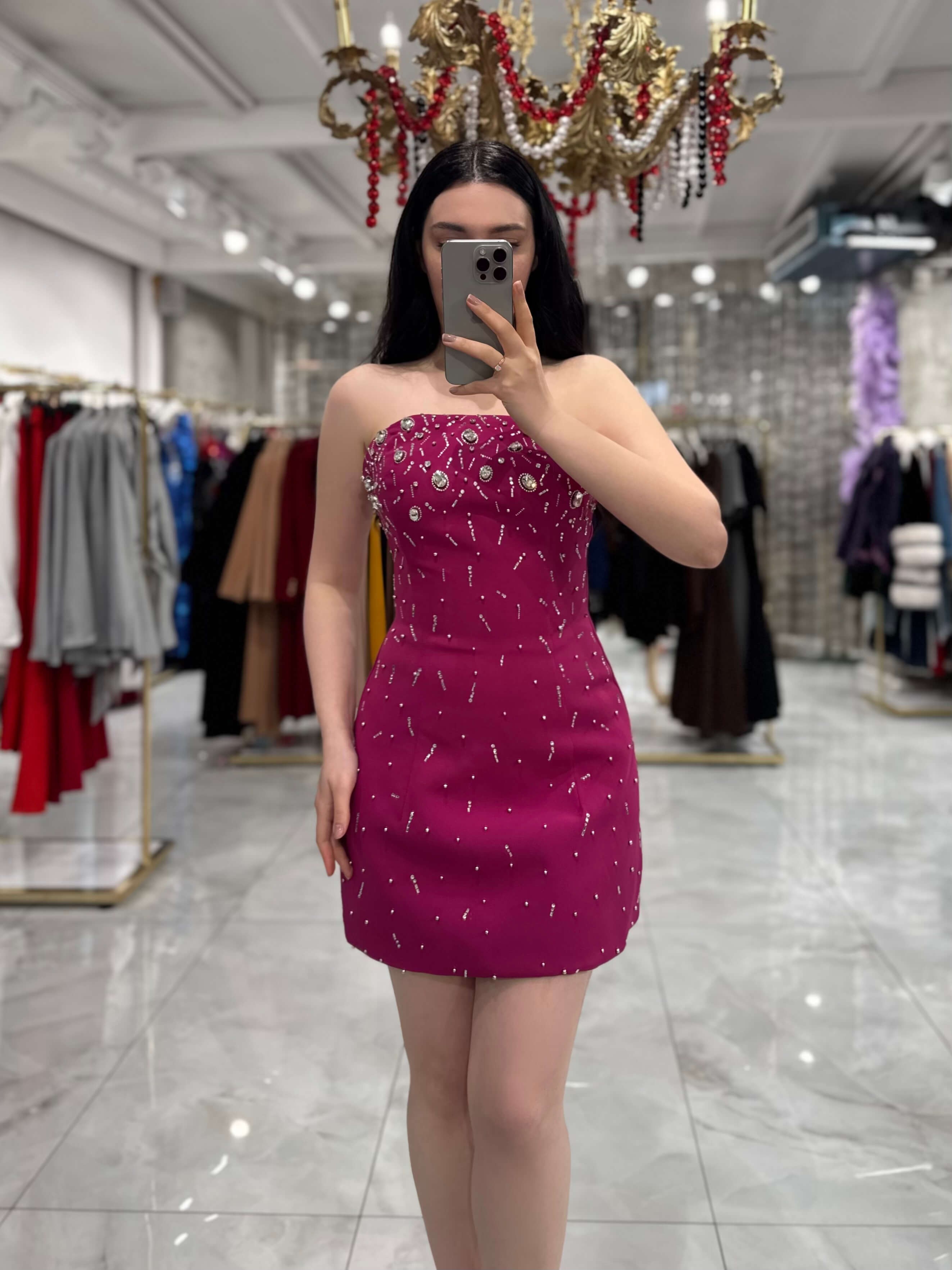 Janiya Özel Tasarım Ful Taş İşlemeli Göğüs Pedli Ve Bantlı Mİni Boy Elbise Fuşya