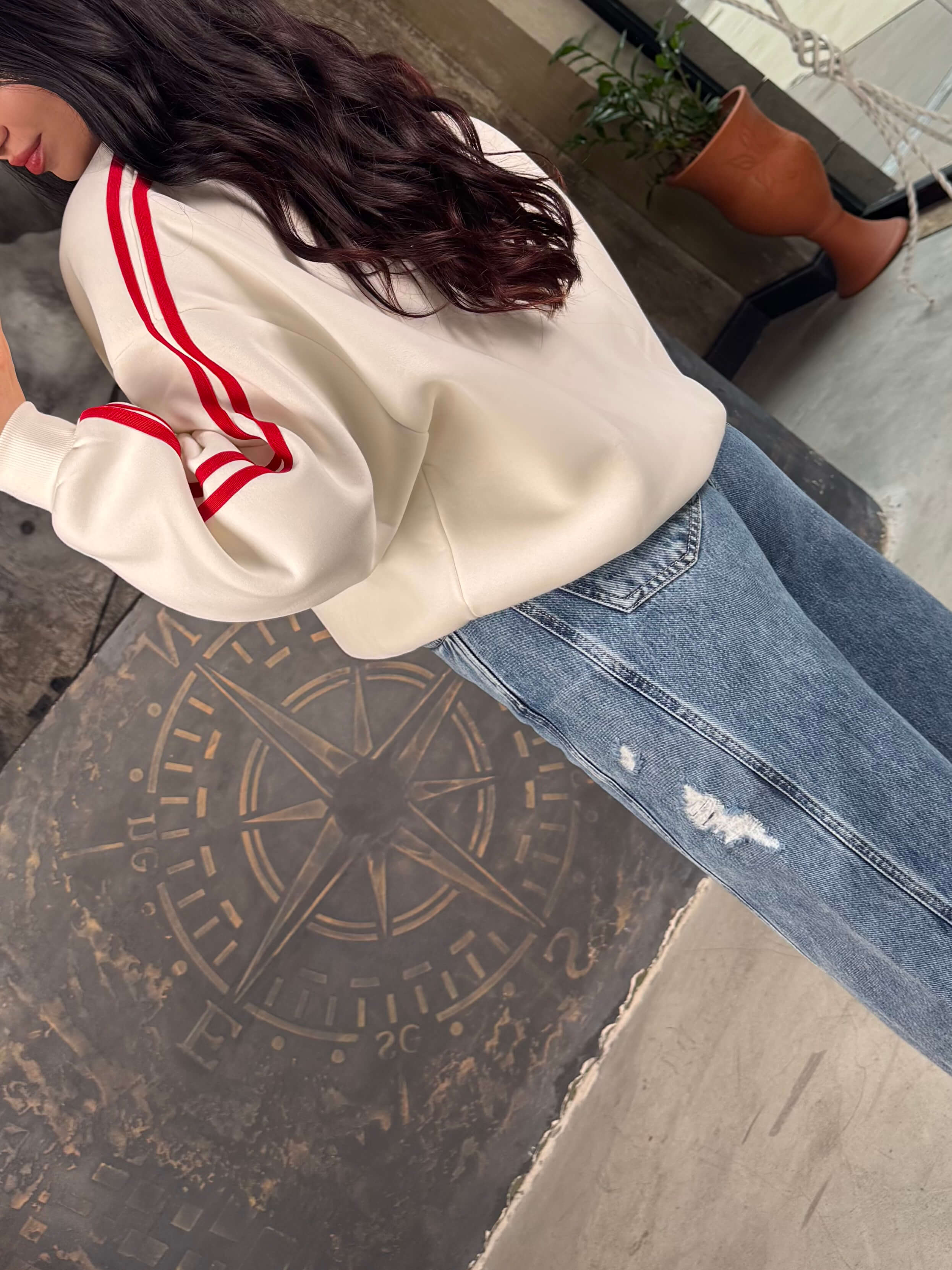 Mei İçi Şardonlu Sweatshirt Ekru
