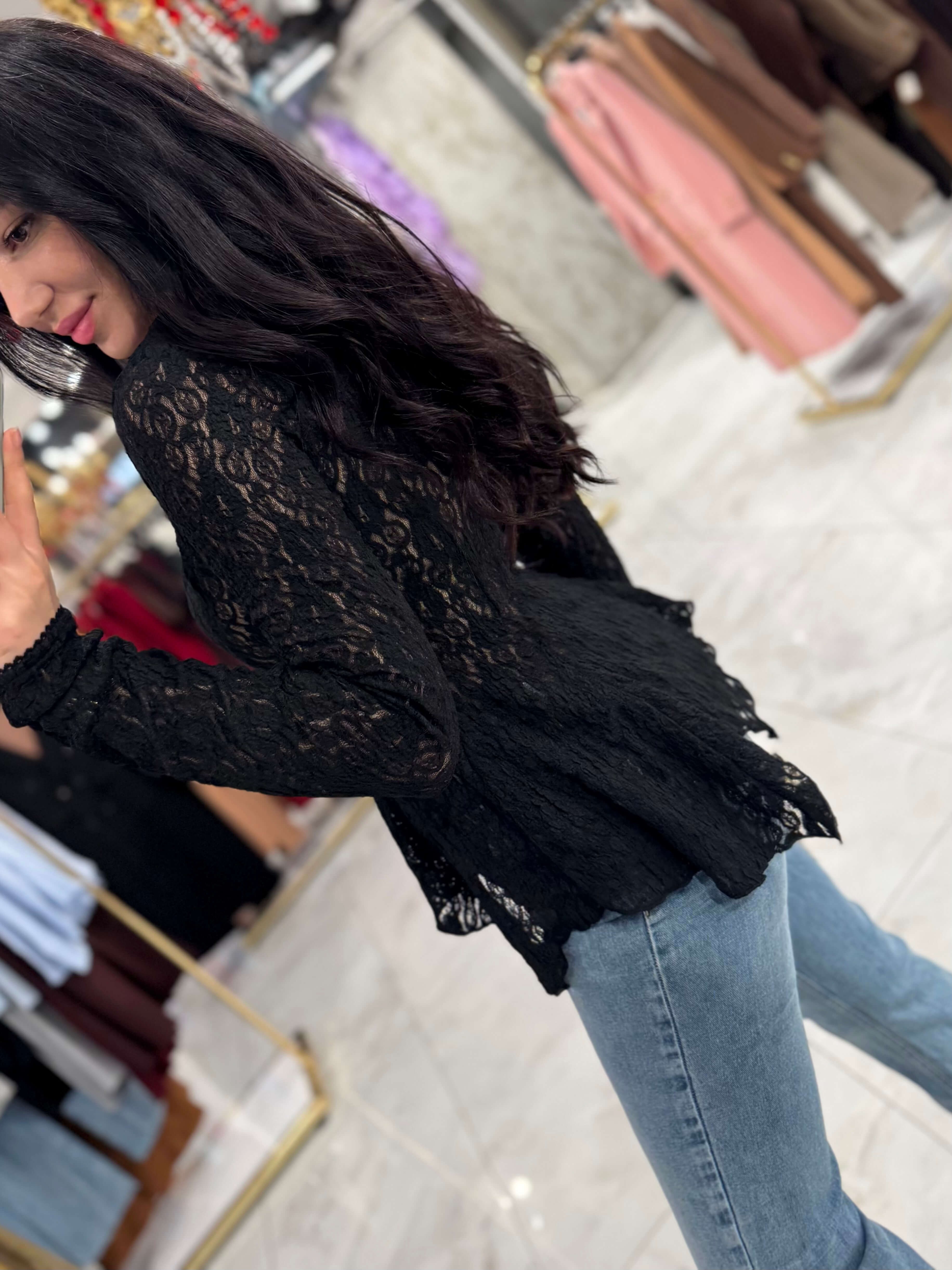 Aruna Düğmeli Peplum Dantelli  Bluz Siyah