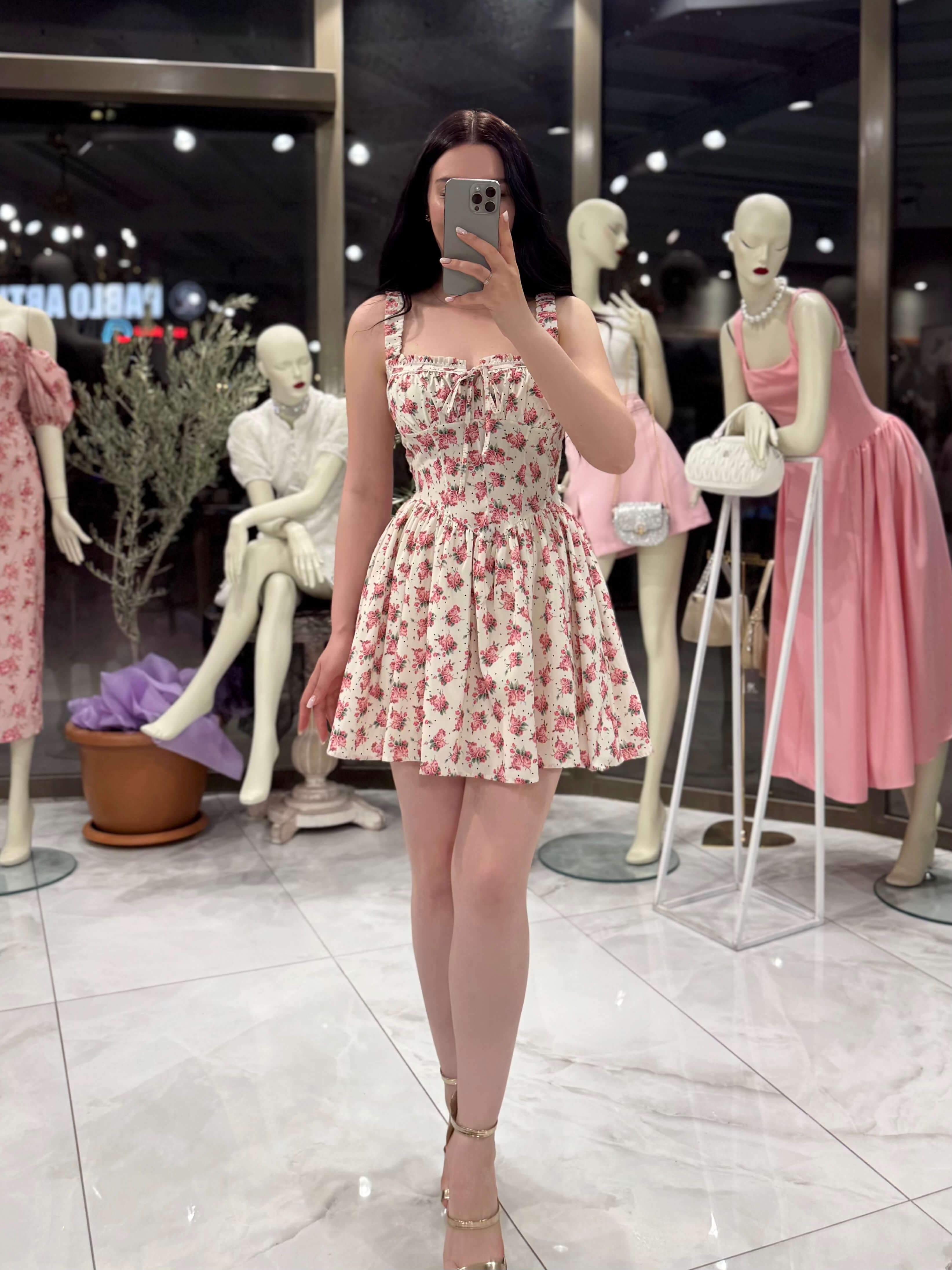 Sweety Önü Bağlamalı Çiçek Desenli Mini Elbise Krem