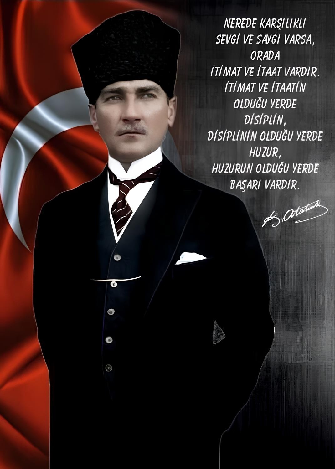 TAkım elbiseli bayraklı Atatürk
