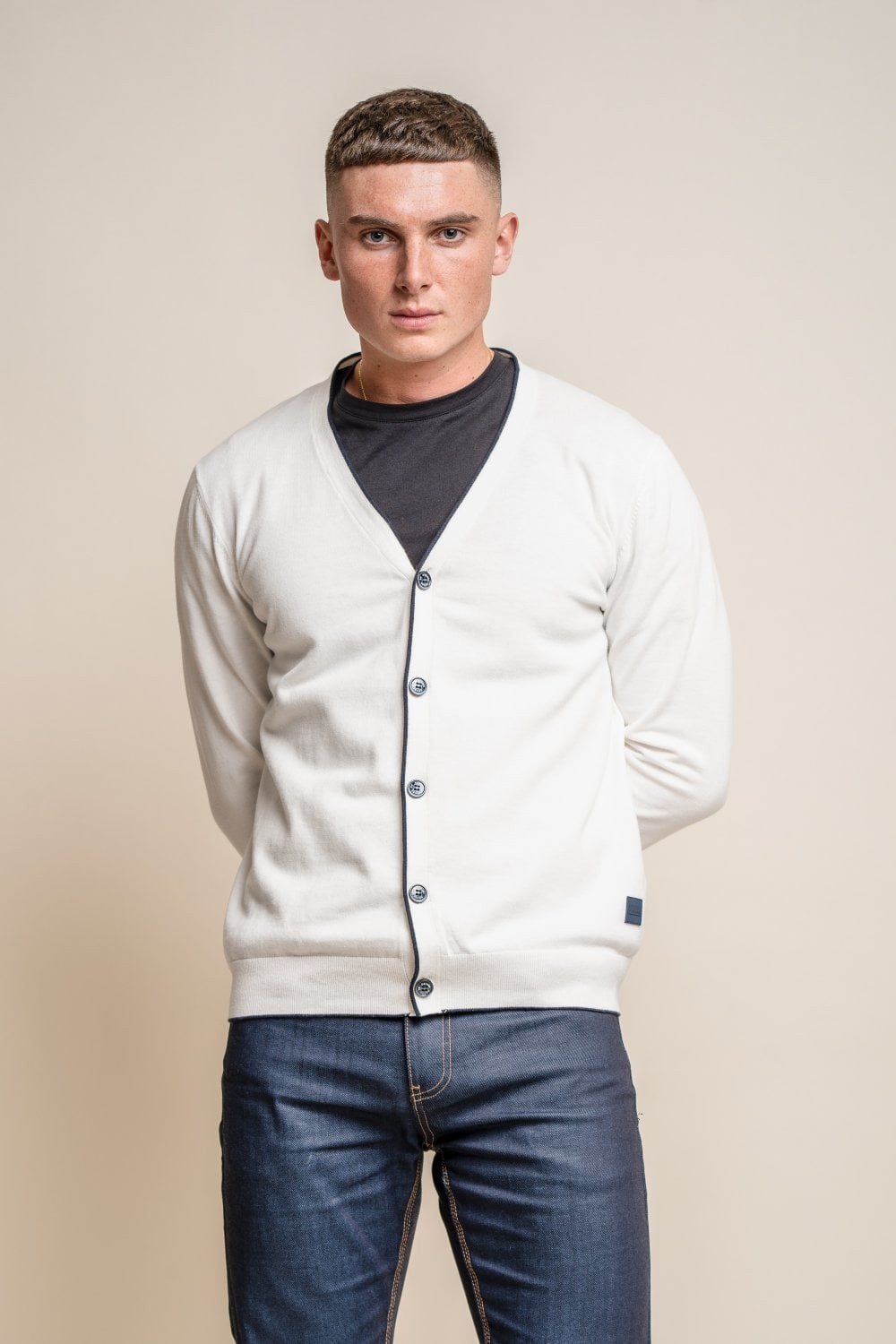 Gilet en coton tricoté ajusté pour hommes - Raider - Ecru