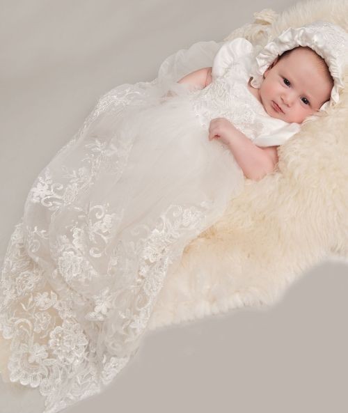 Robe de Baptême en Dentelle Héritage et Bonnet pour Bébé Fille - ALEXA