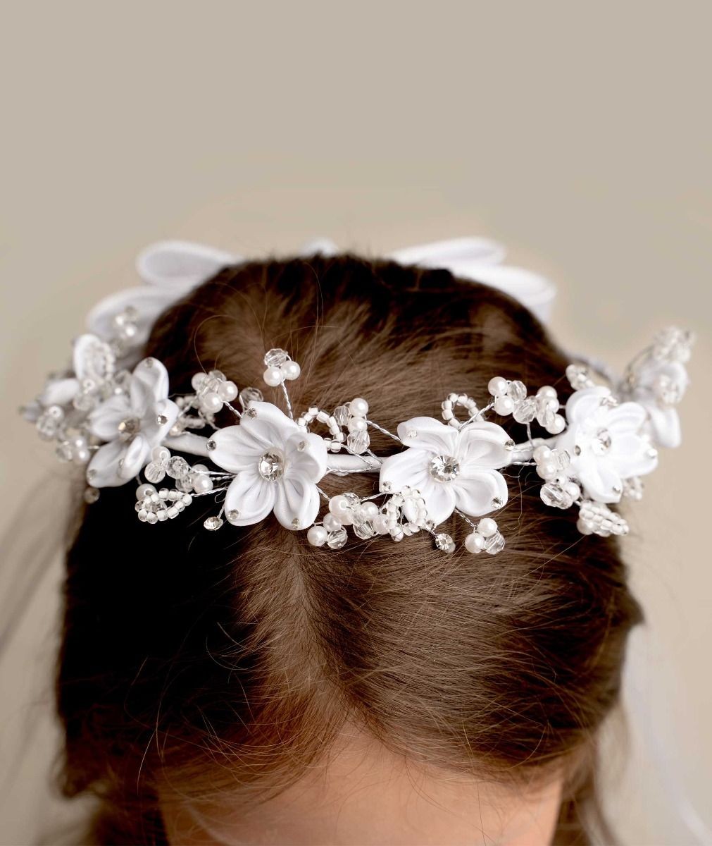 Mädchenhafter Weißer Schleierschmuck mit Blumen-Diadem – CMV 458