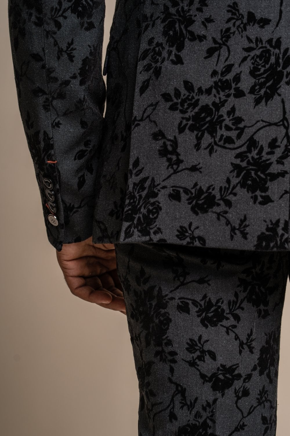 Men's Black Velvet Floral Embroidered Suit Jacket - GEORGI