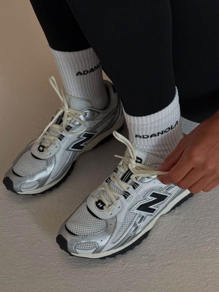 New Balance 204 L Silver Metallic Navy