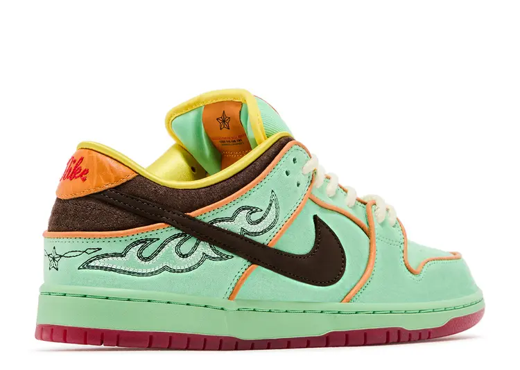 Nike SB Dunk Low Rodeo