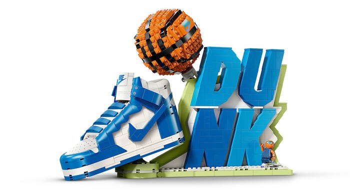 Nike x LEGO® Collection Nike Dunk