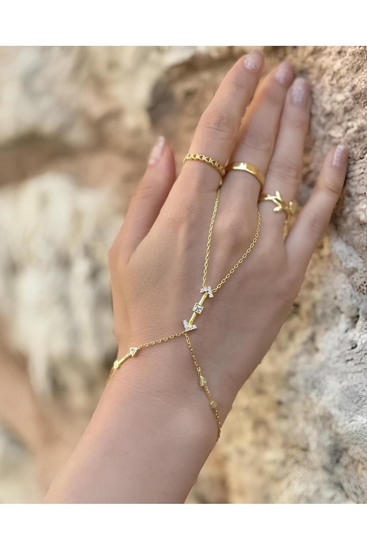 Zirkon Taşlı Ok Gold Şahmeran Çelik