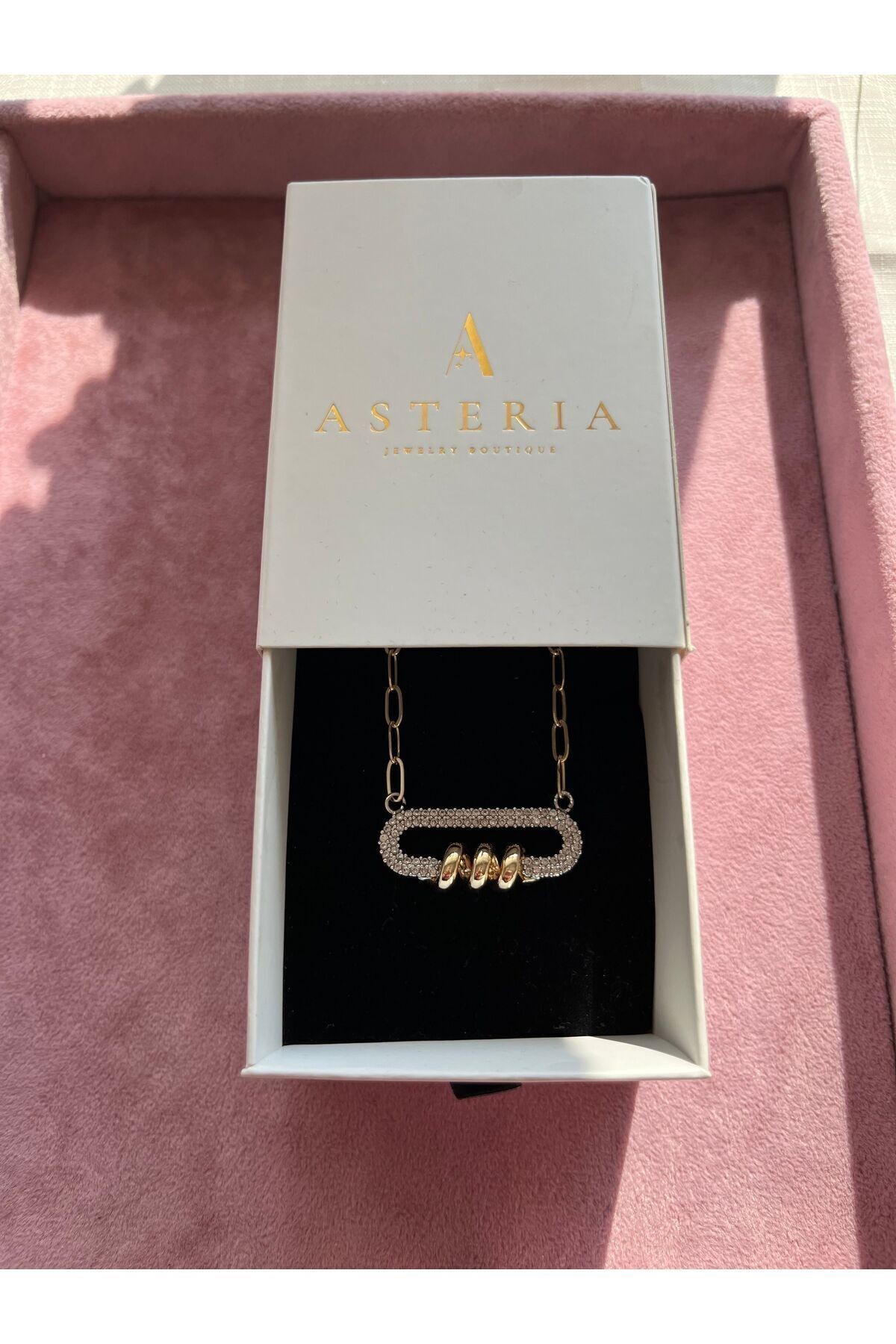 Kadın Zirkon Taşlı Gold Tasarım 40 cm Uzun Kolye