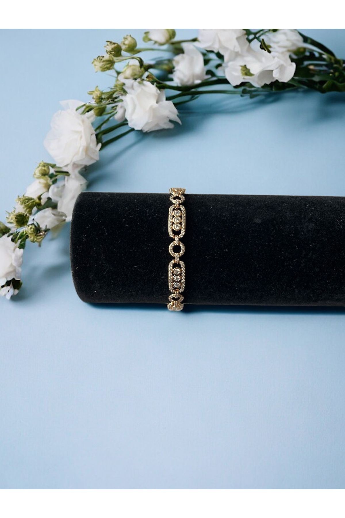Zirkon Taş Detaylı Messika Model Rose Gold Bileklik