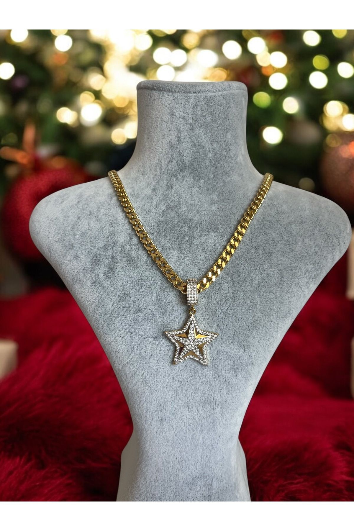Ema Model Yıldız Charm Kolye