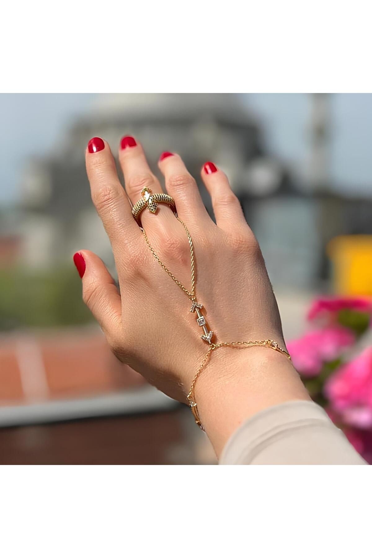 Zirkon Taşlı Ok Gold Şahmeran Çelik