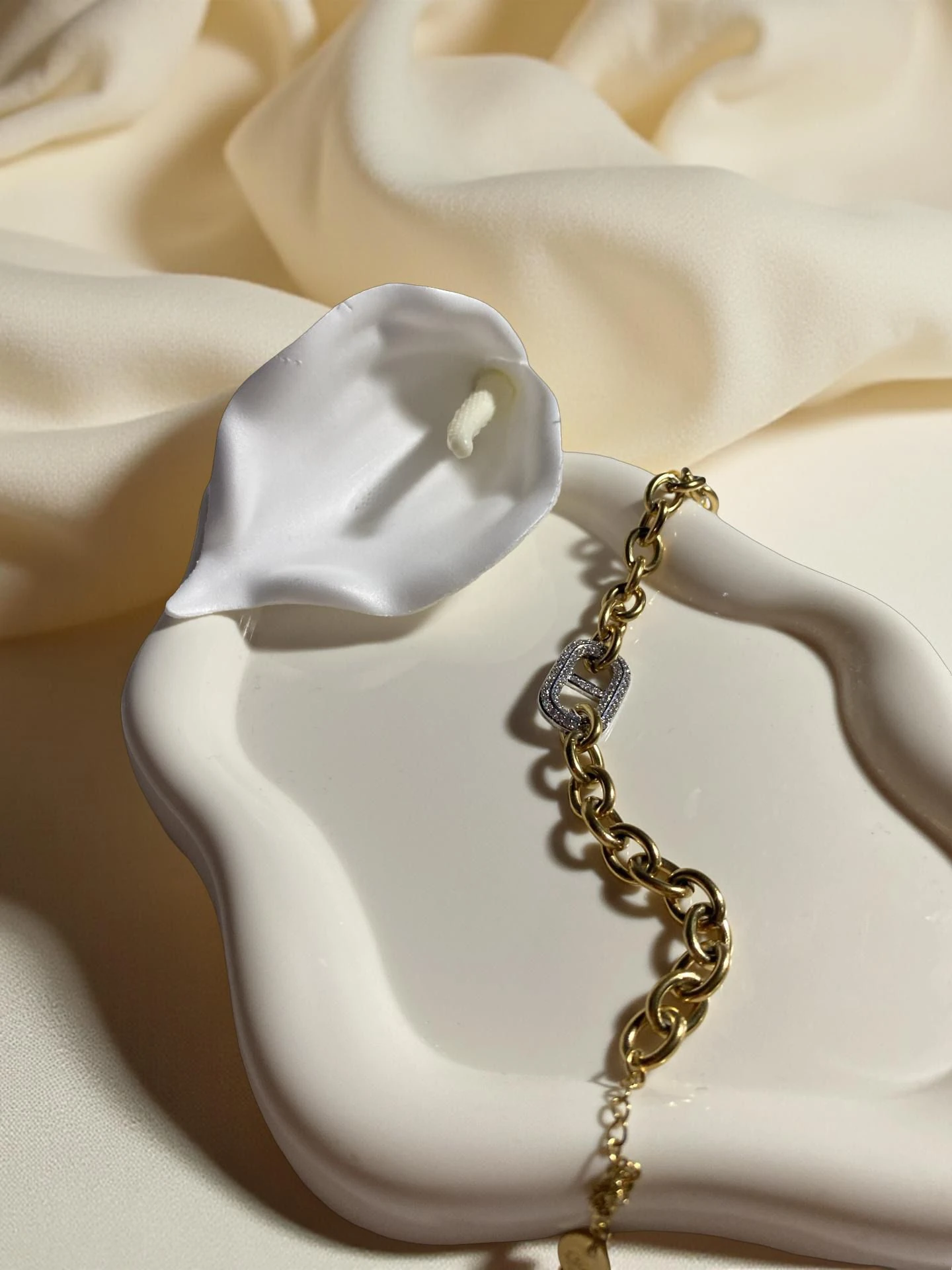 Çelik Taş Detay Sarmal Bileklik