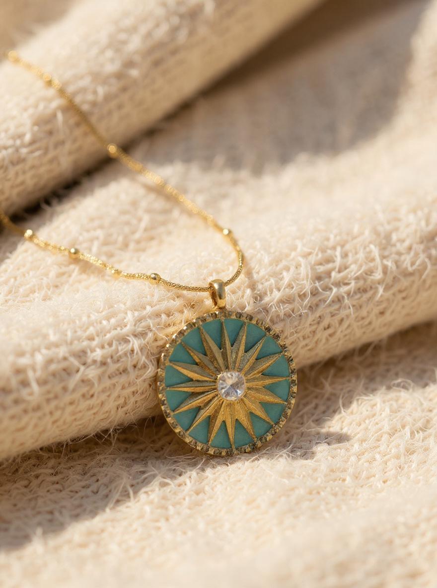 Çelik Yeşil Pusula Kolye