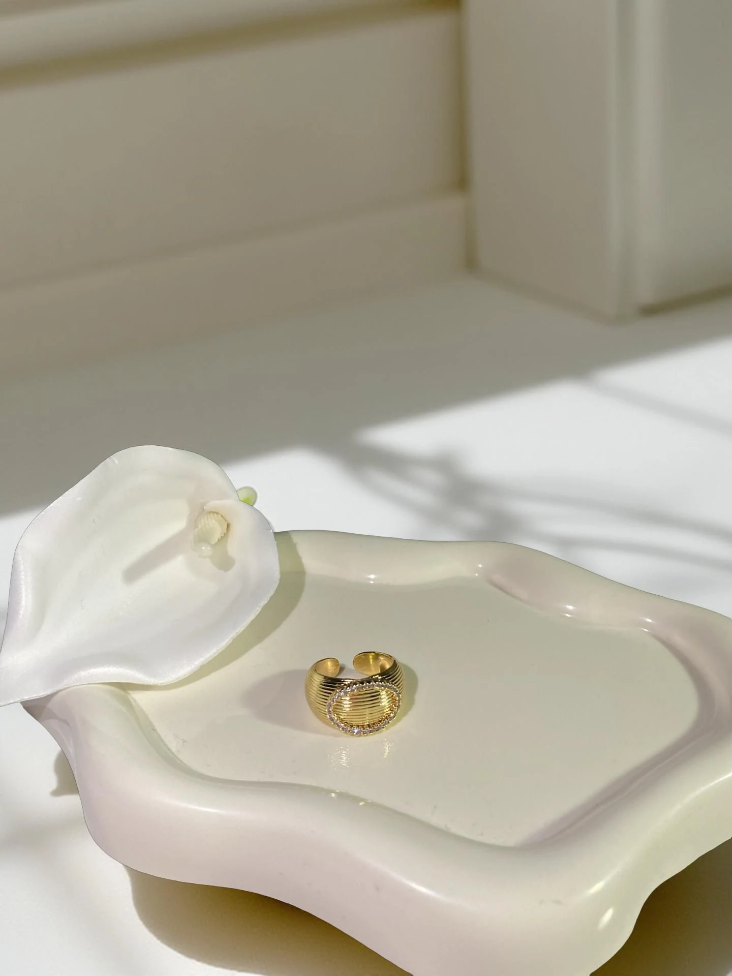 Çelik Halka Detay Kolye