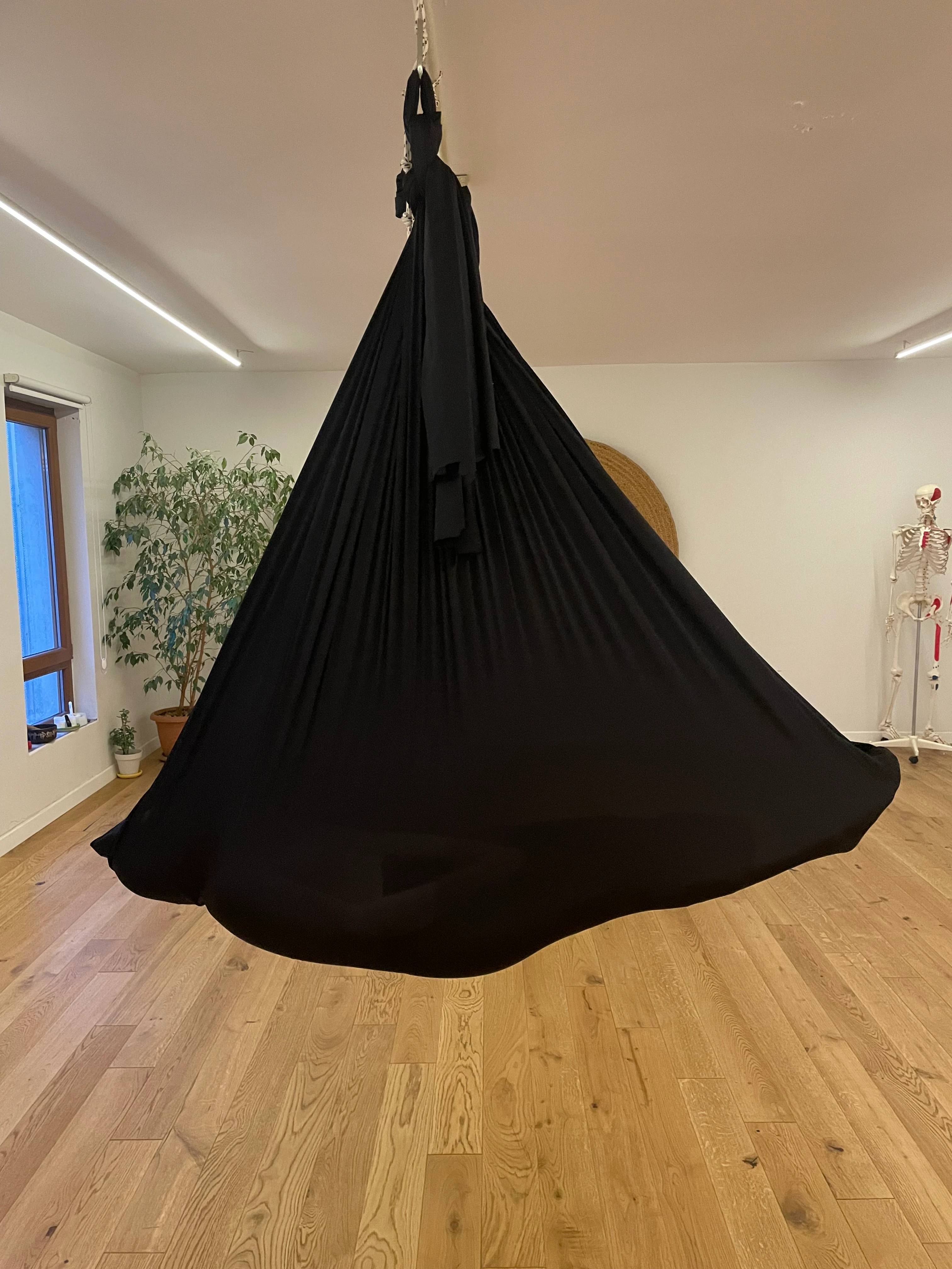 ESNEK Yoga Hamak – MIDNIGHT BLACK