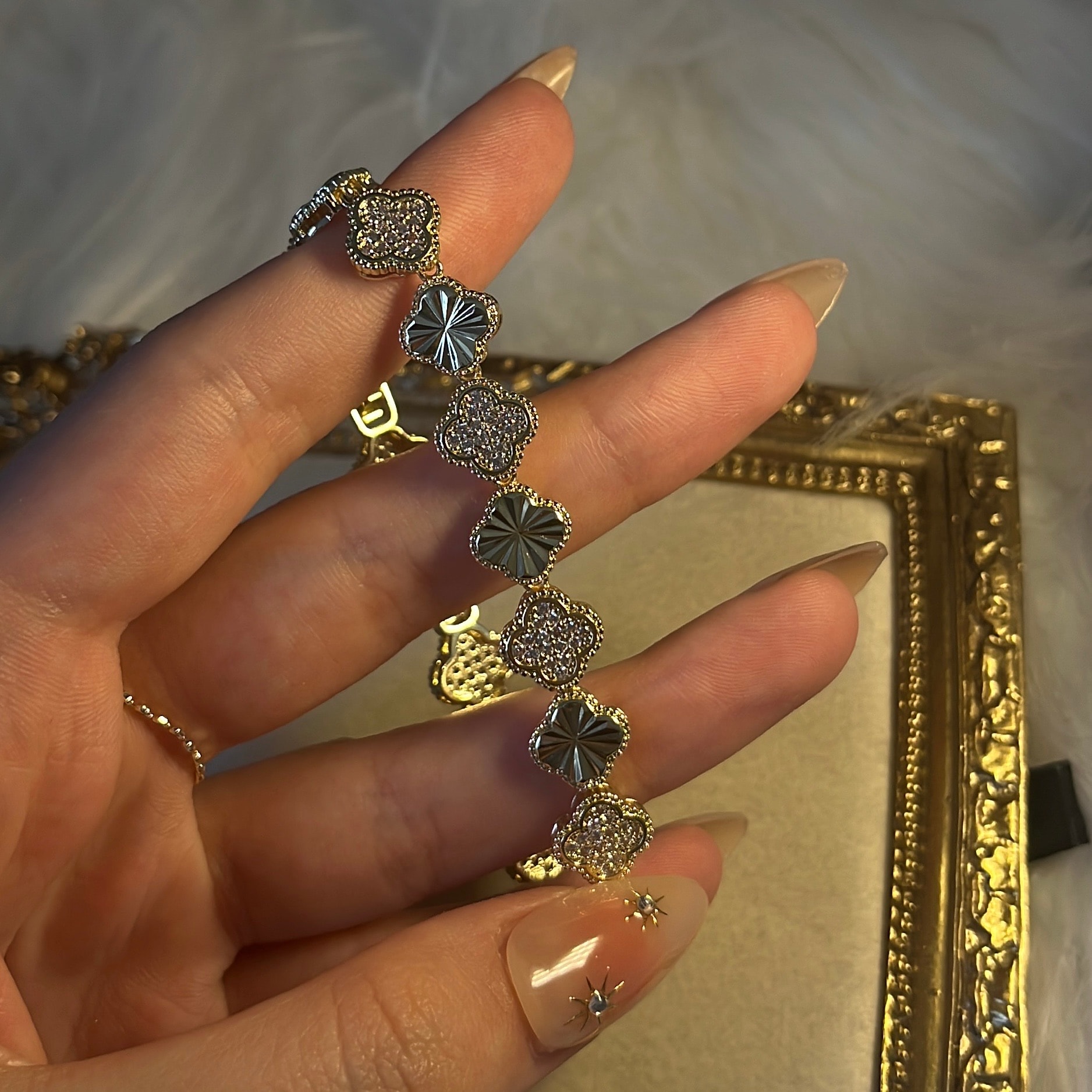 Gold Clovee Bileklik