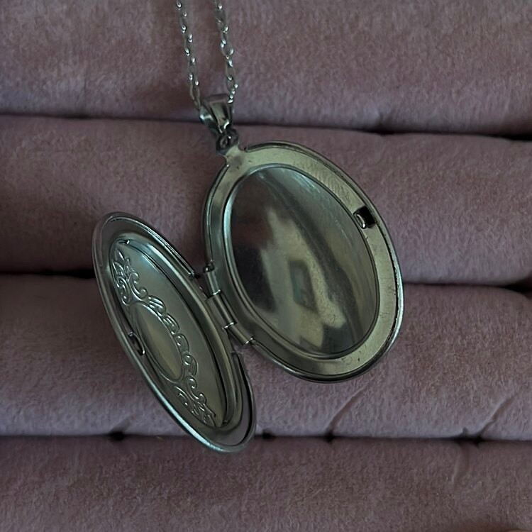 Çelik | Oval Locket Kolye