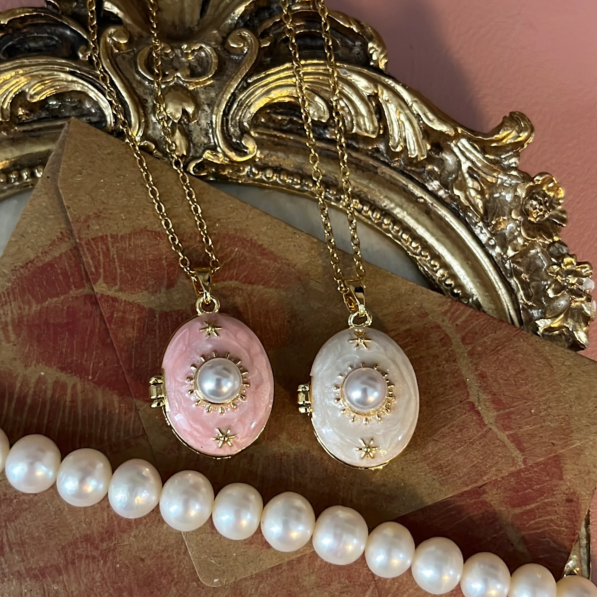 Vintage Kapaklı Locket Kolye