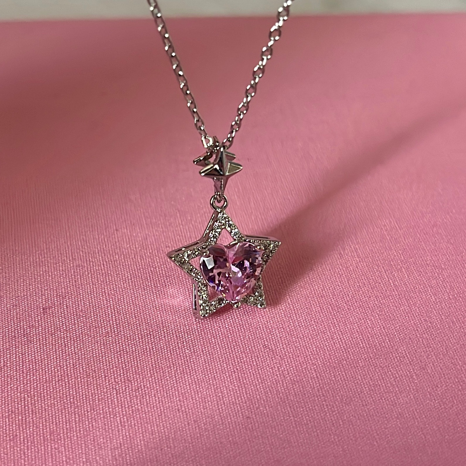 Çelik | Star with a Heart Kolye