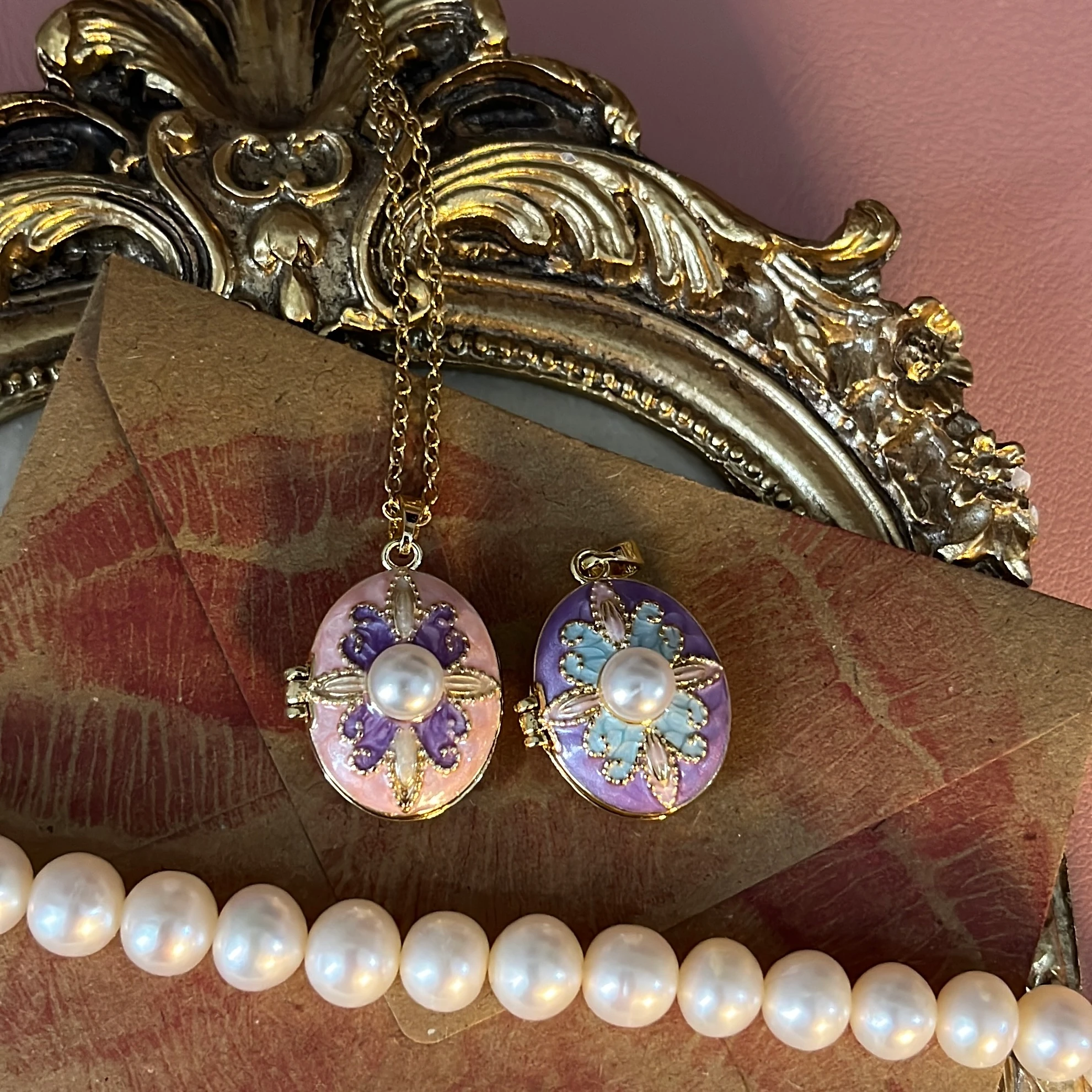 Vintage Kapaklı Locket Kolye