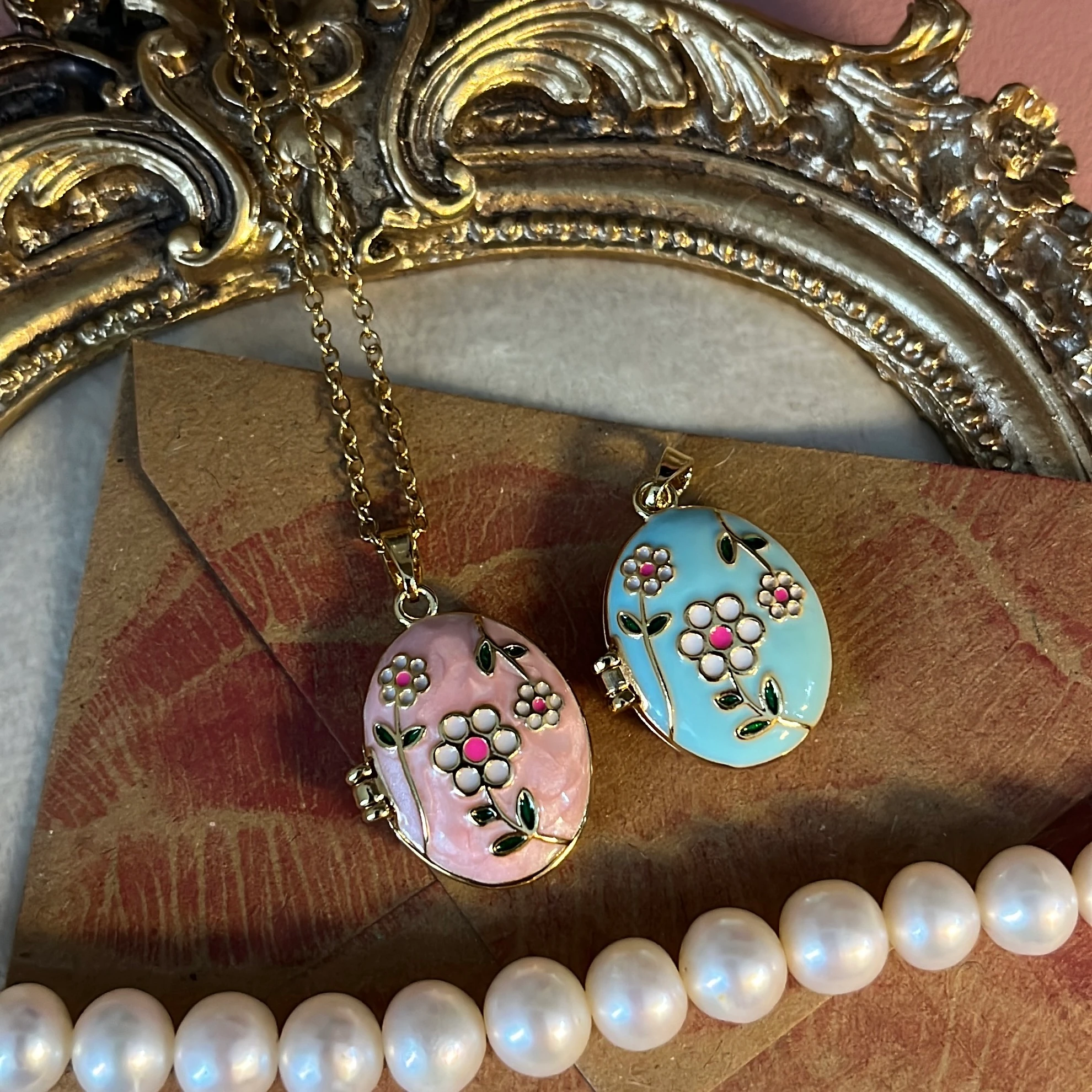 Vintage Kapaklı Locket Kolye