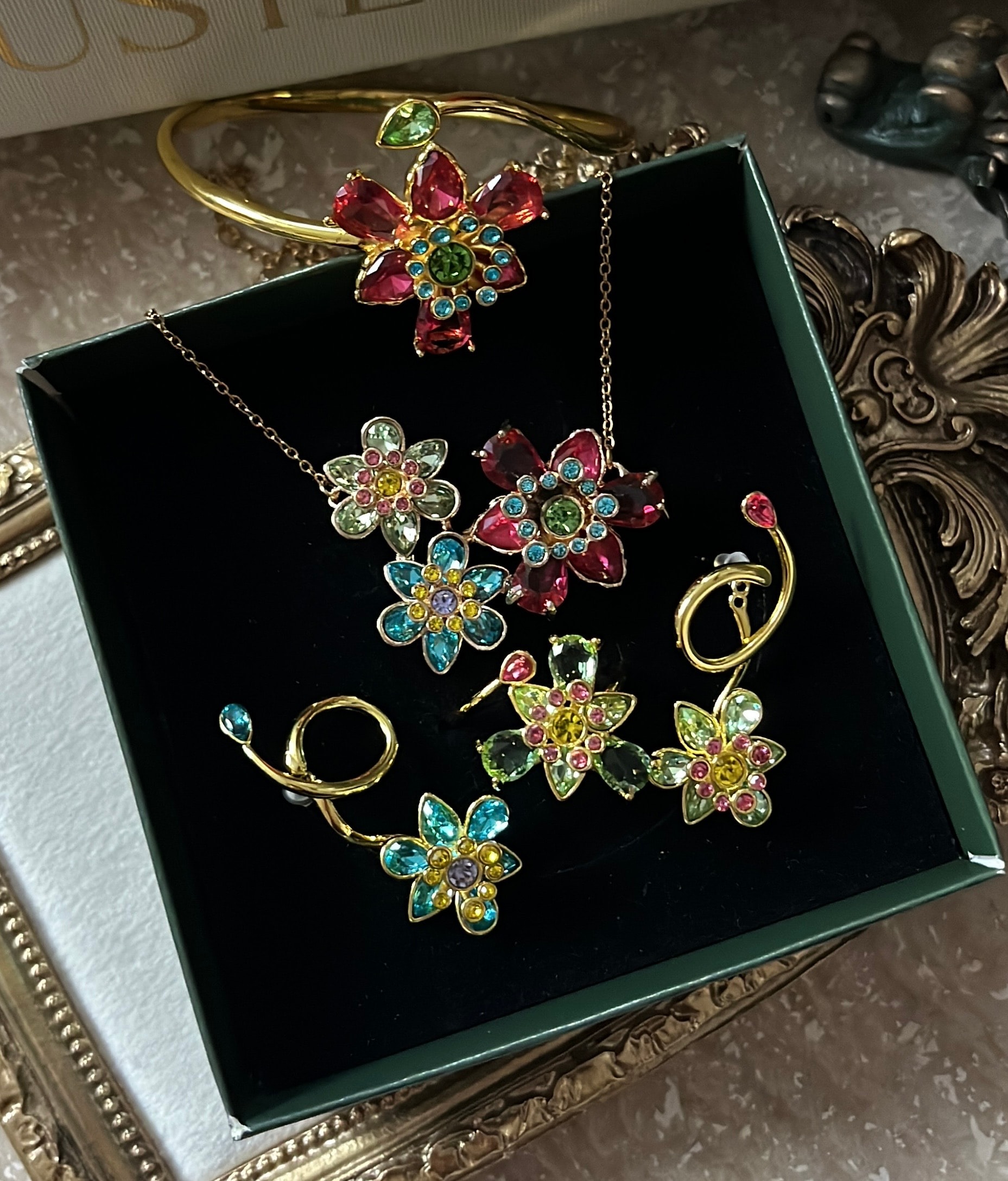 Flora Set 🌺