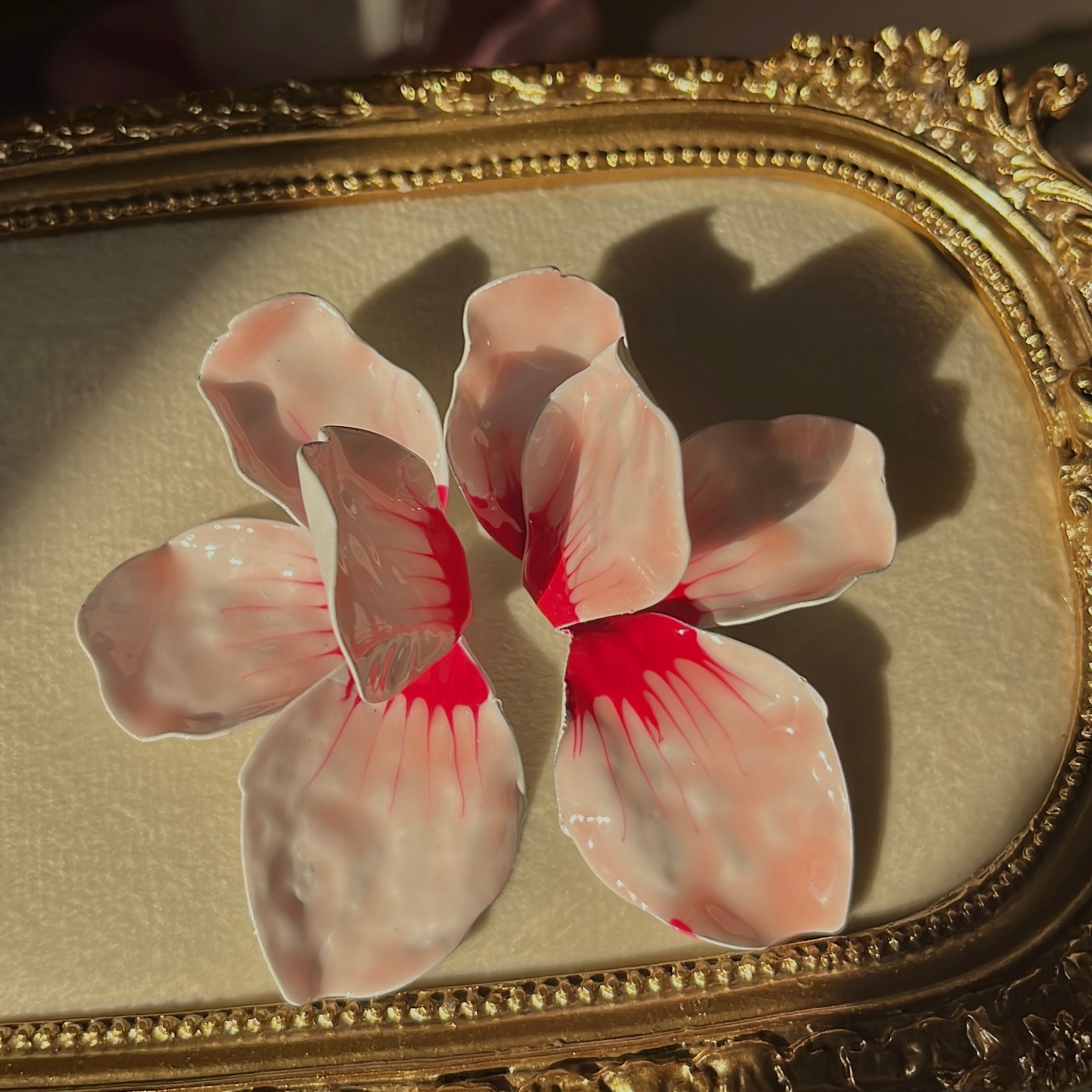 Hibiscus Küpe