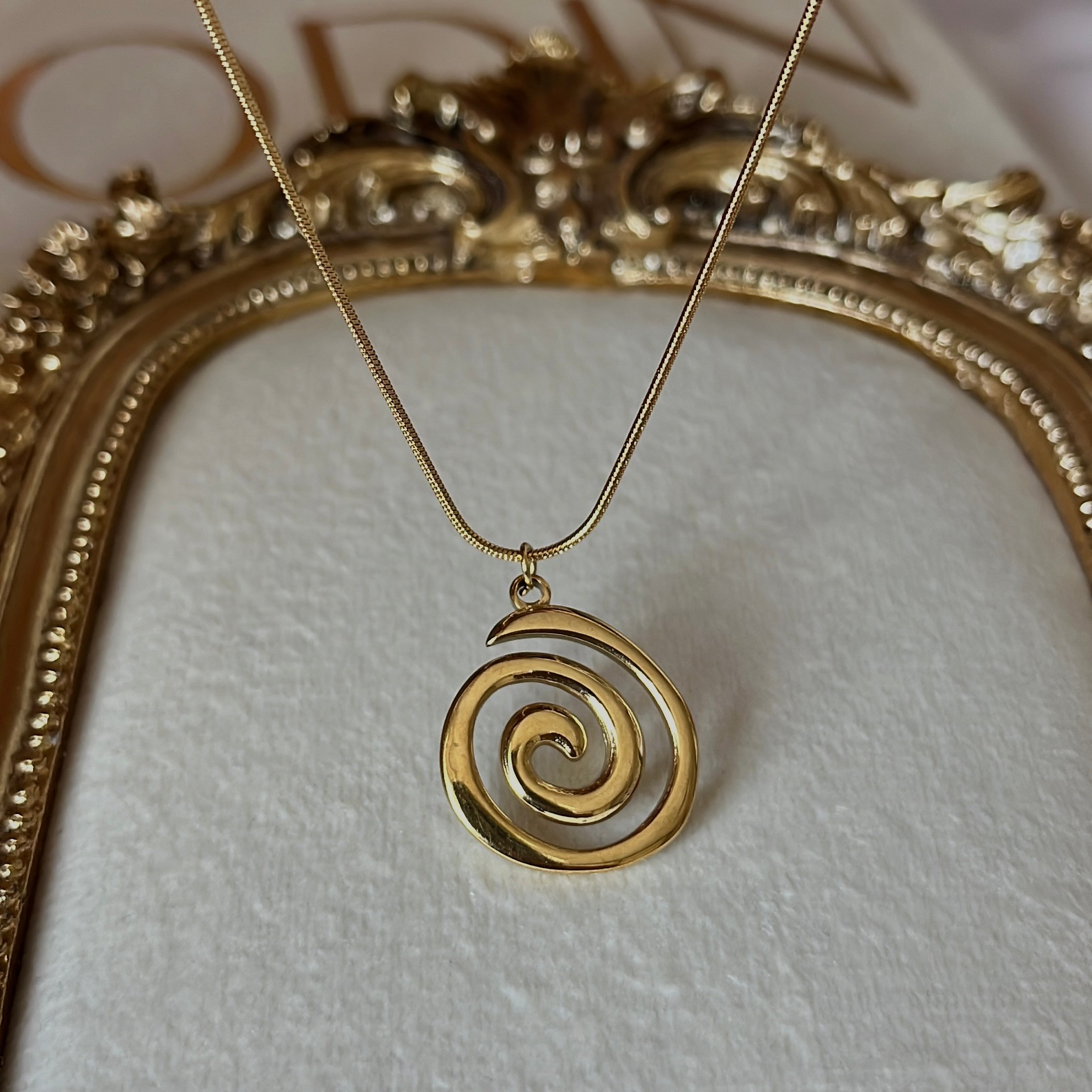 Çelik | Spiral Kolye