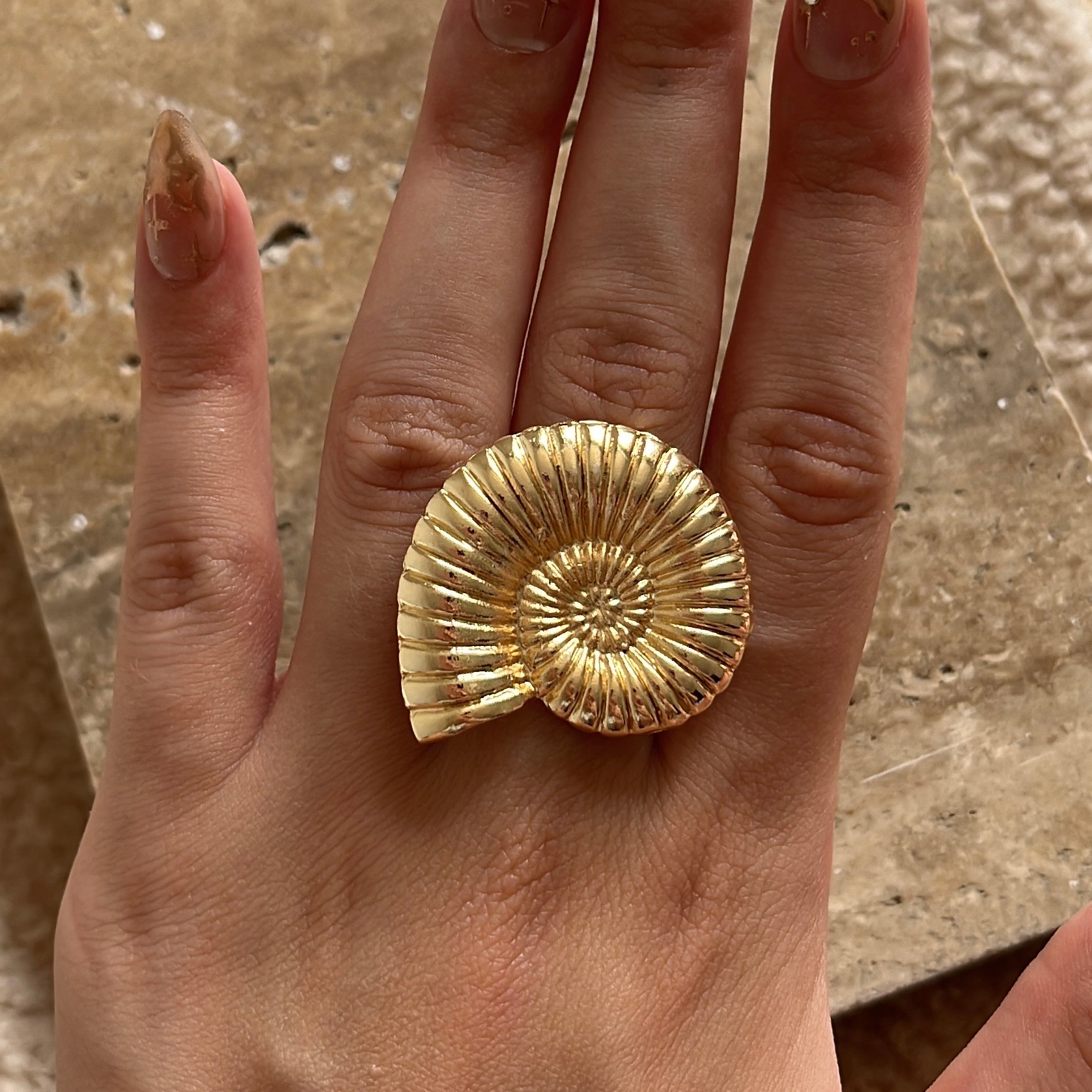 Deniz Kabuğu Spiral Yüzük