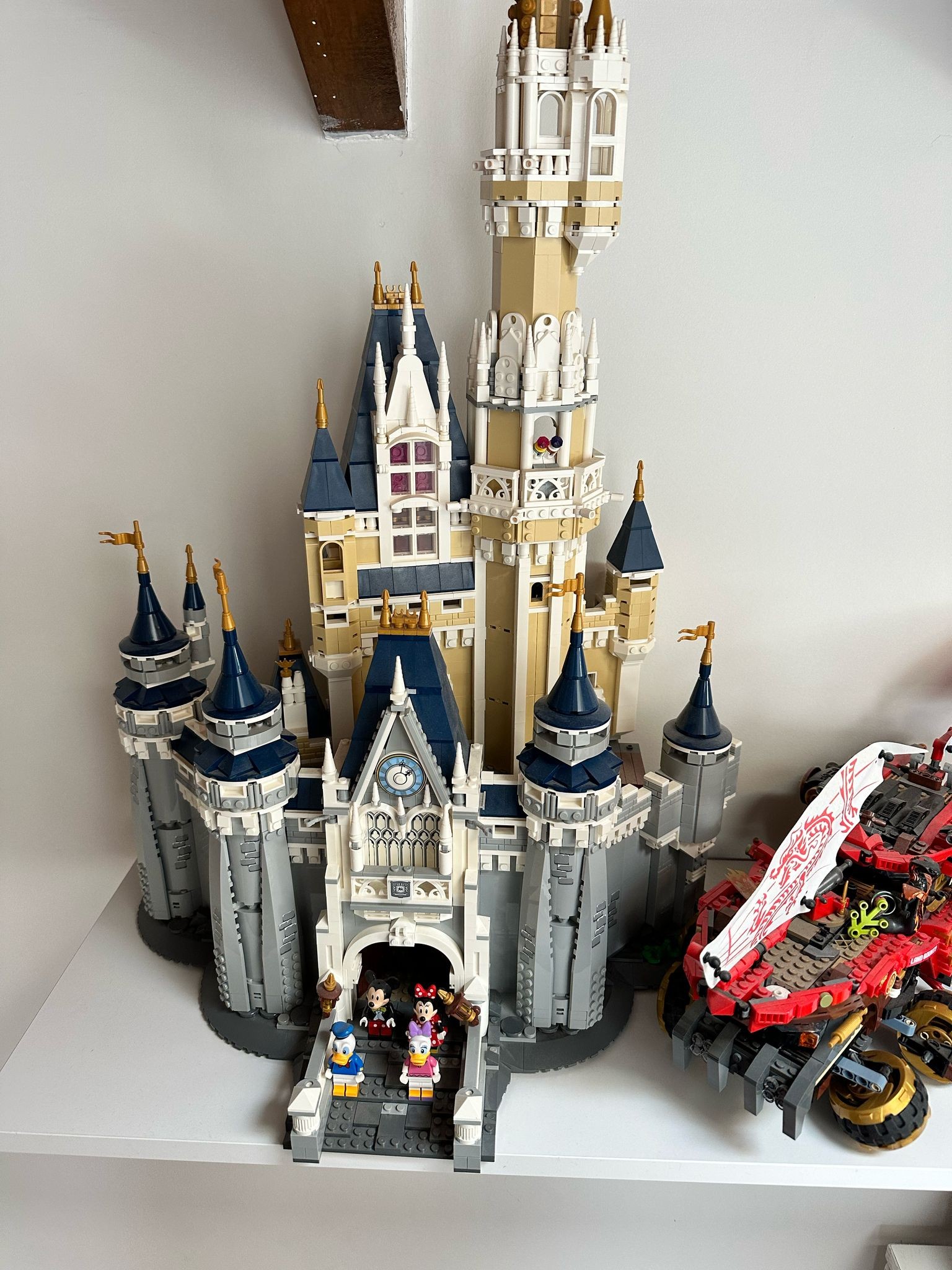 71040 LEGO Disney Castle İkinci el