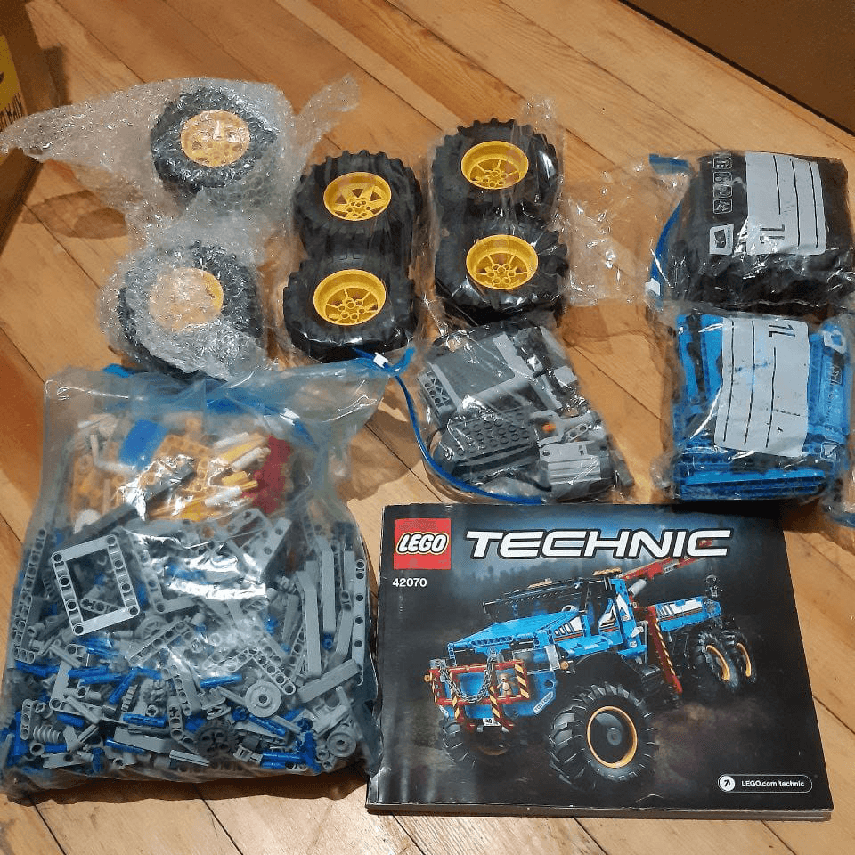 42070 LEGO® 6x6 All Terrain Tow Truck İkinci el