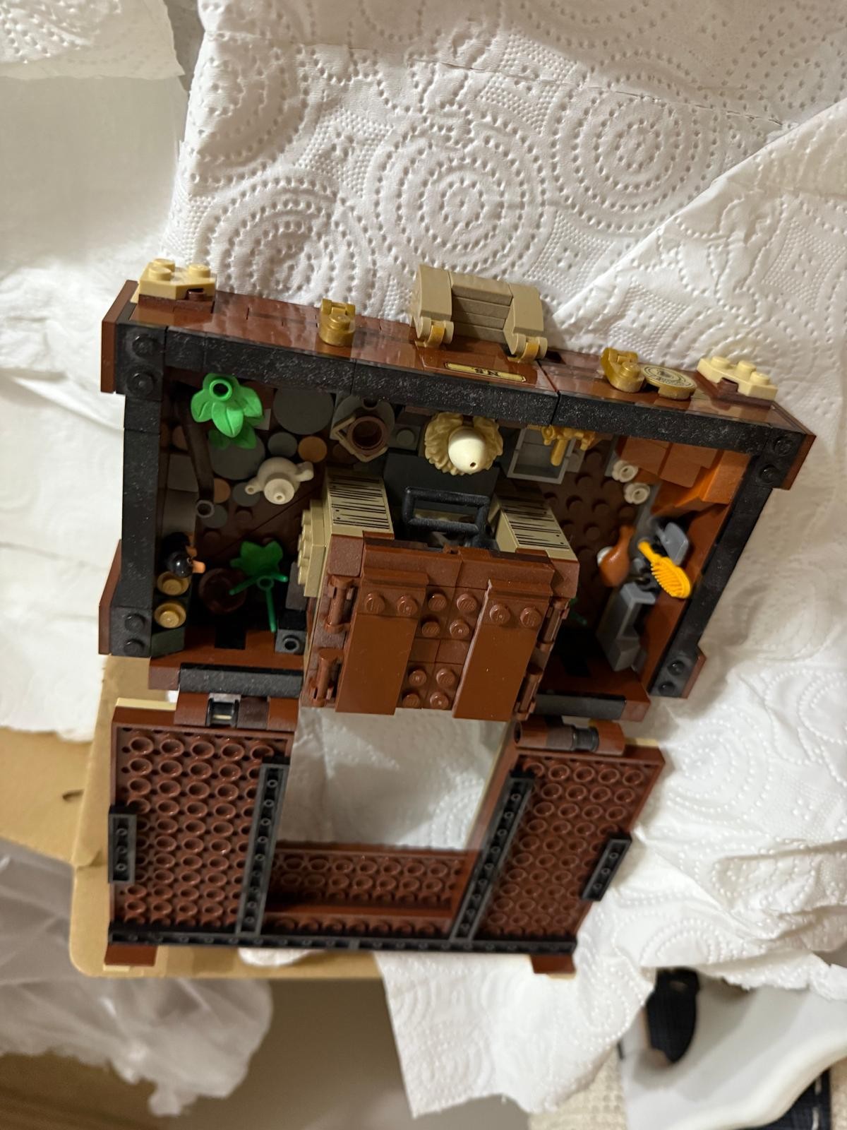 75952 LEGO® Newt's Case of Magical Creatures İkinci el