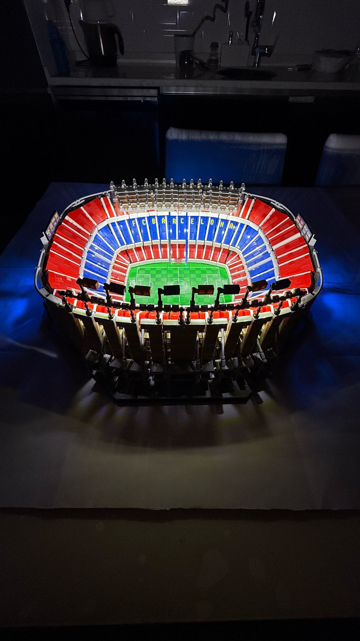 10284 LEGO Camp Nou - FC Barcelona İkinci el