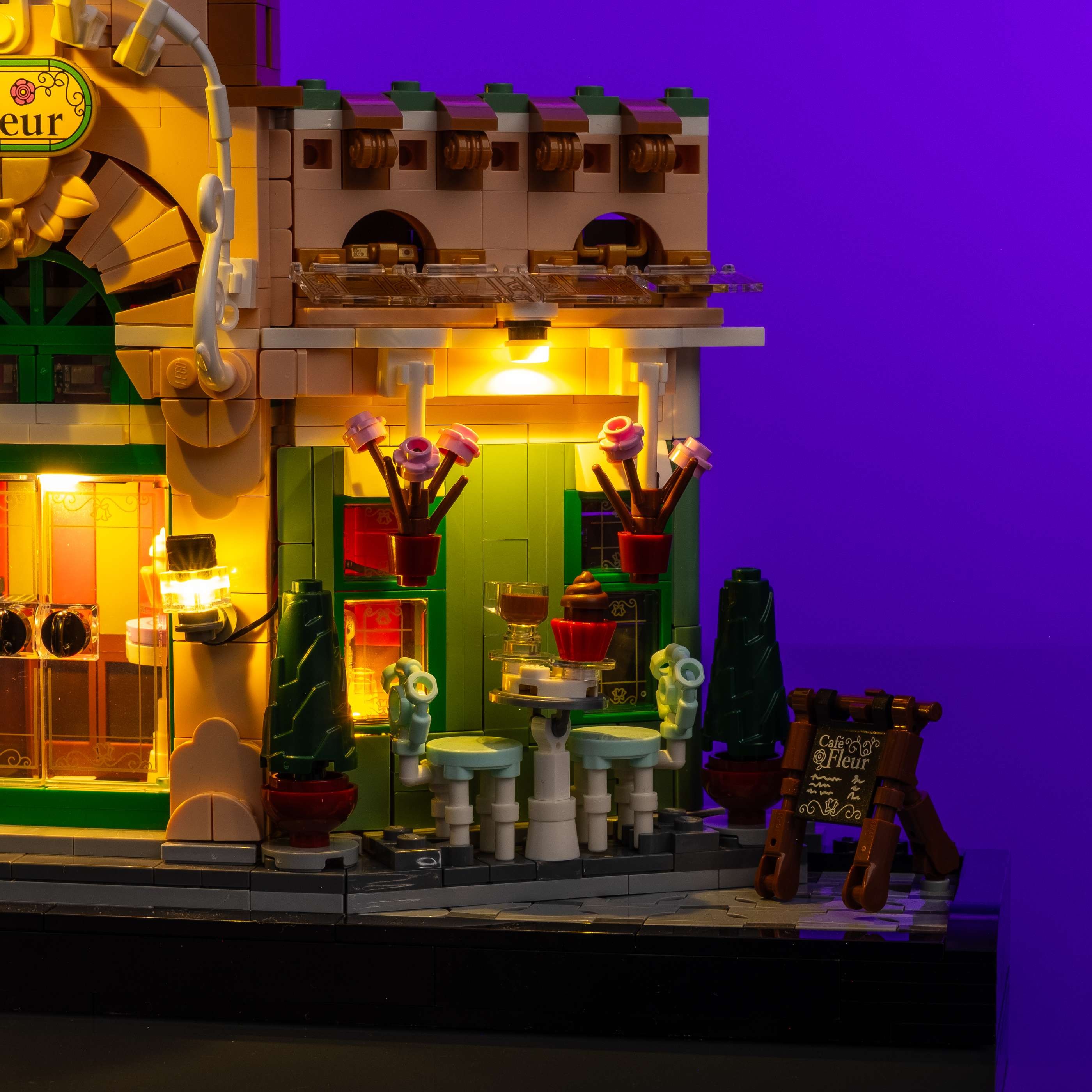 LEGO® 10362 French Café {Cafe}Işık Kiti