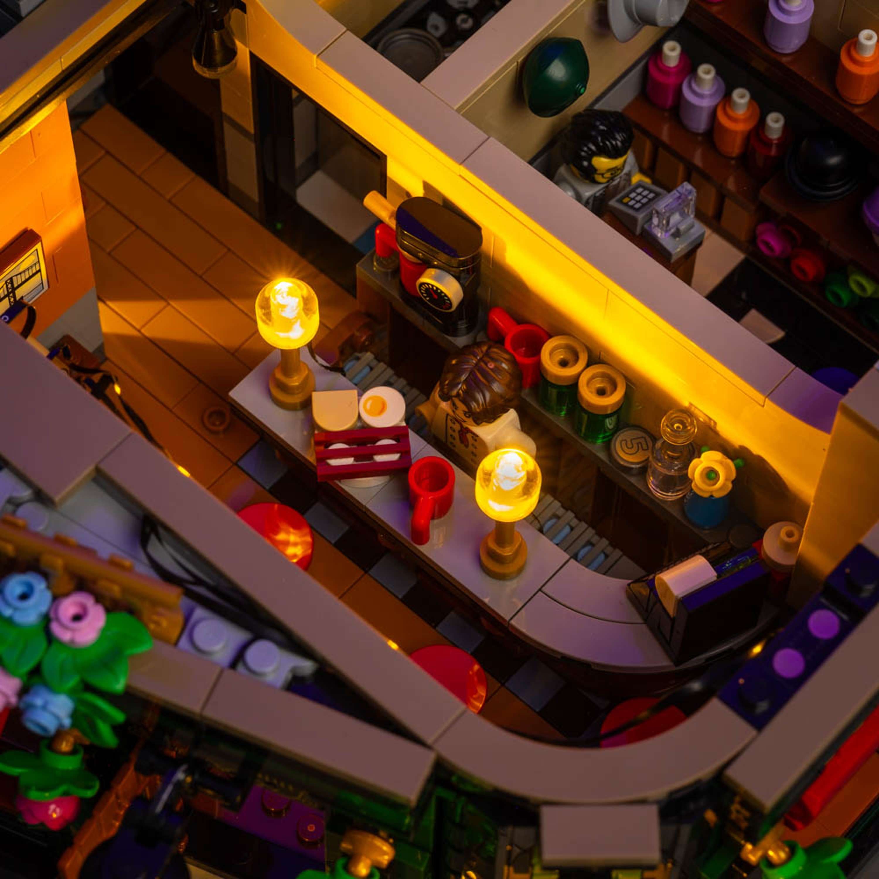 LEGO® 10350 Tudor Corner Işık Kiti