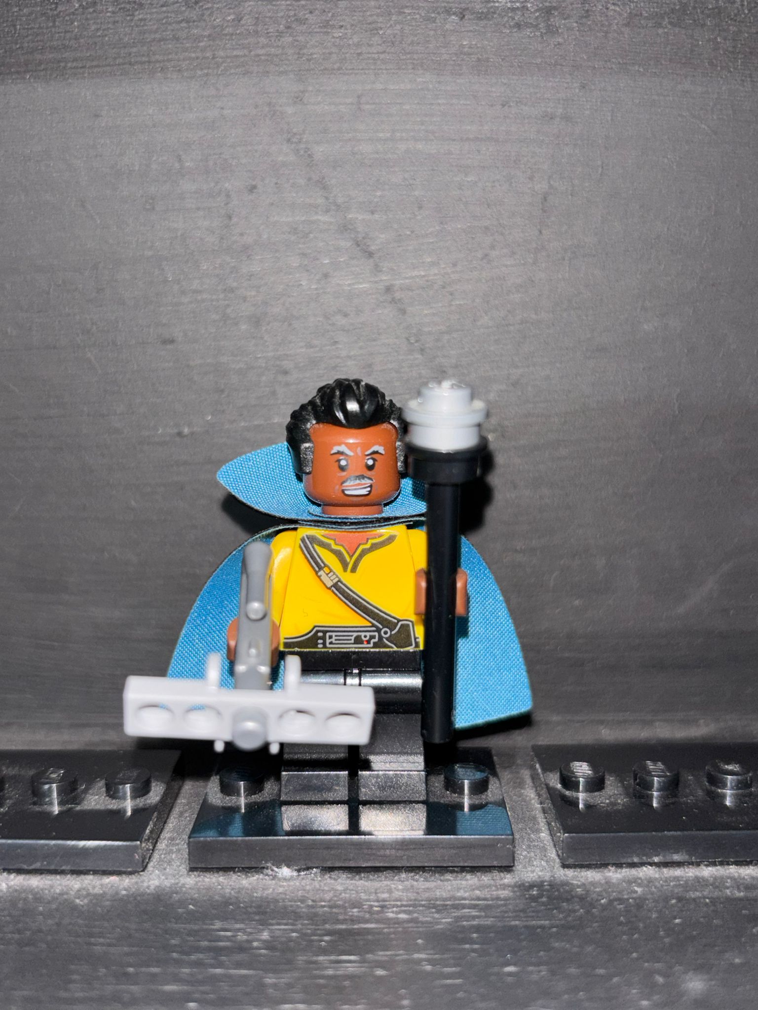 LEGO® Minifigür Lando Calrissian, Old, Dark Azure and Black Cape İkinci El sw1067