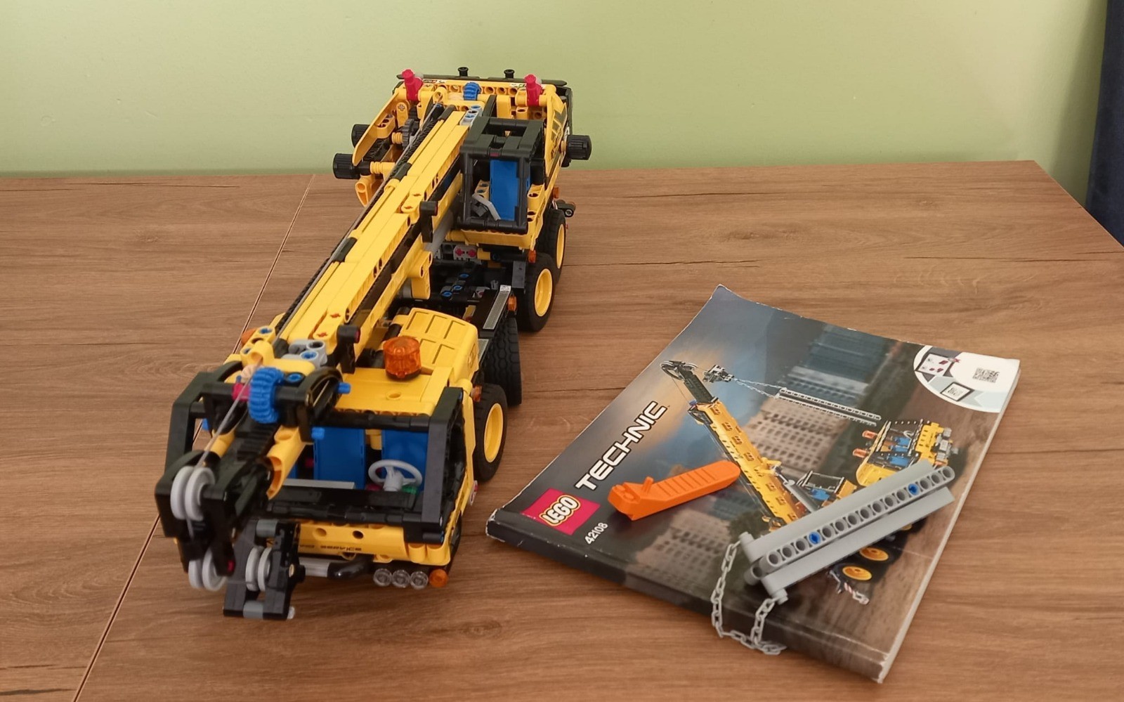 42108 LEGO® Mobile Crane İkinci el