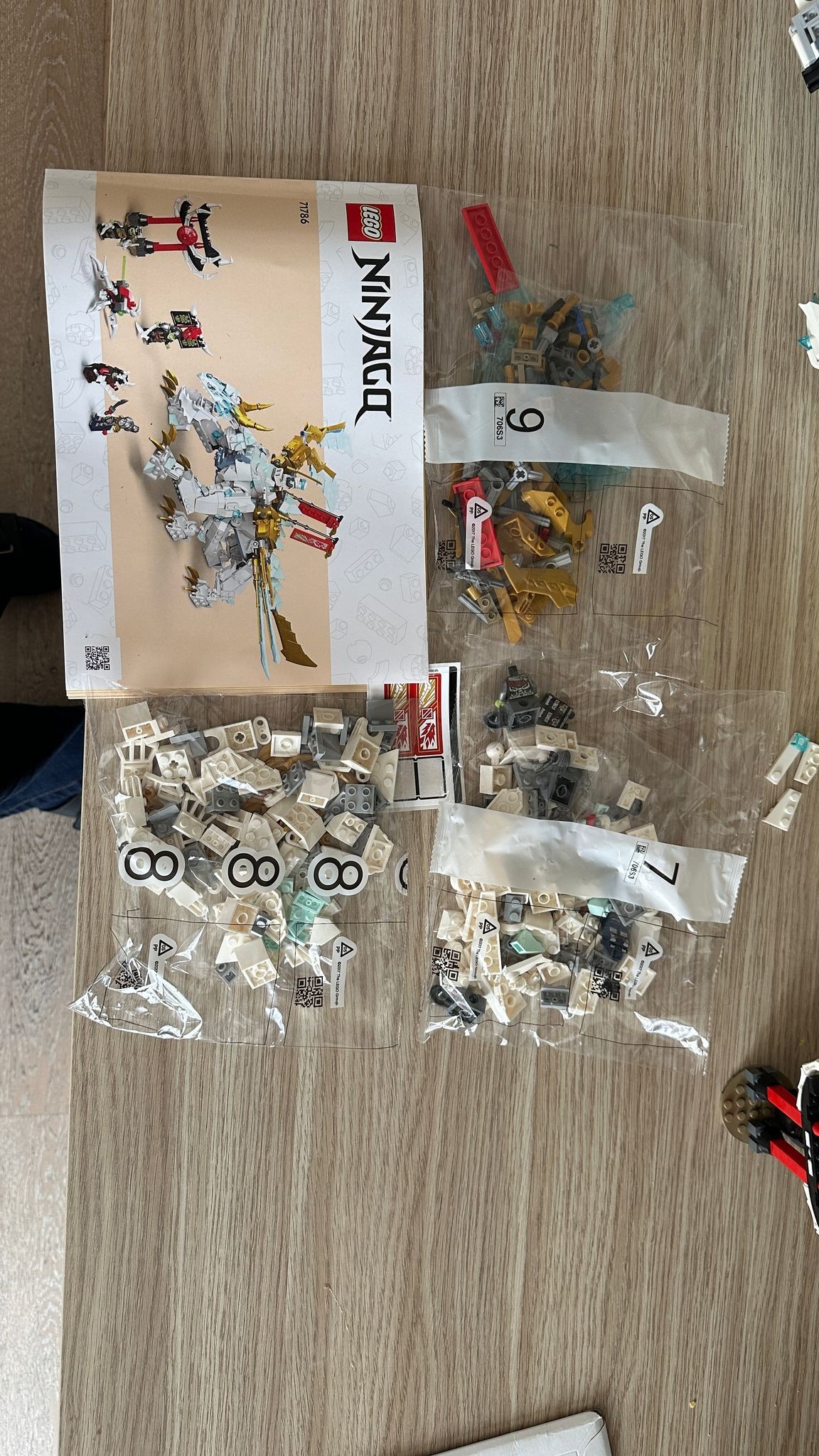 71786 LEGO® Zane's Ice Dragon Creature İkinci el