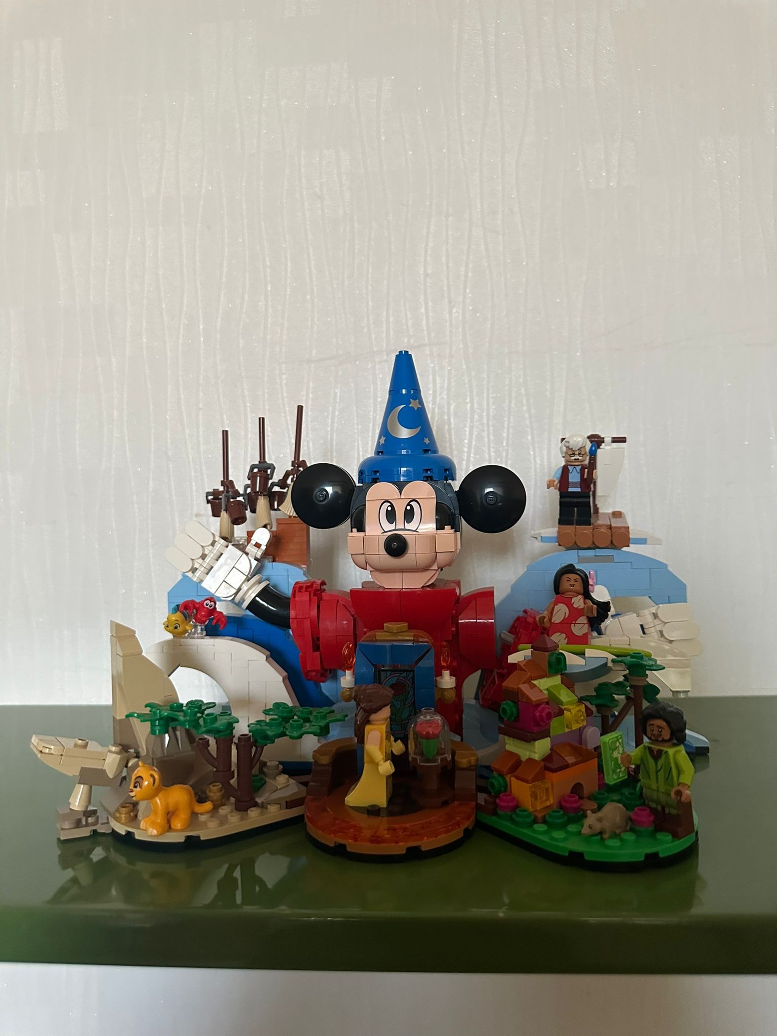 21352 LEGO® Magic of Disney İkinci el