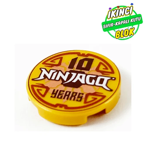 LEGO® Tile Round 2 x 2 with Bottom Stud Holder with 'Ninjago 10 Years' Print İnci Altın Sıfır