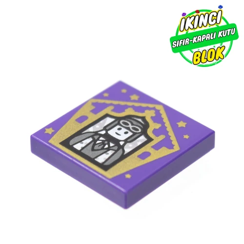LEGO® Tile 2 x 2 with Wizard Card Jocunda Sykes print Koyu Mor Sıfır
