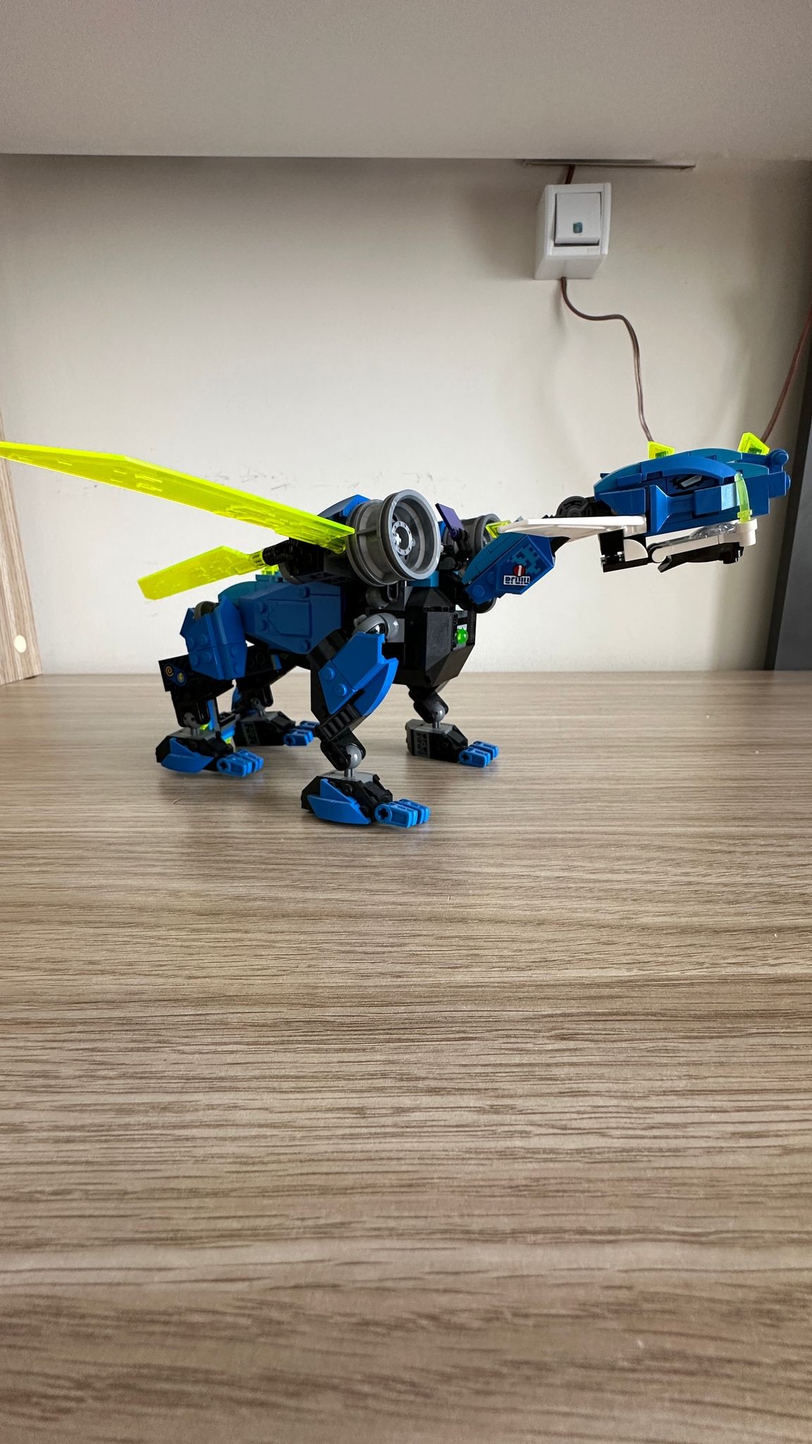 71711 LEGO® Jay's Cyber Dragon İkinci el