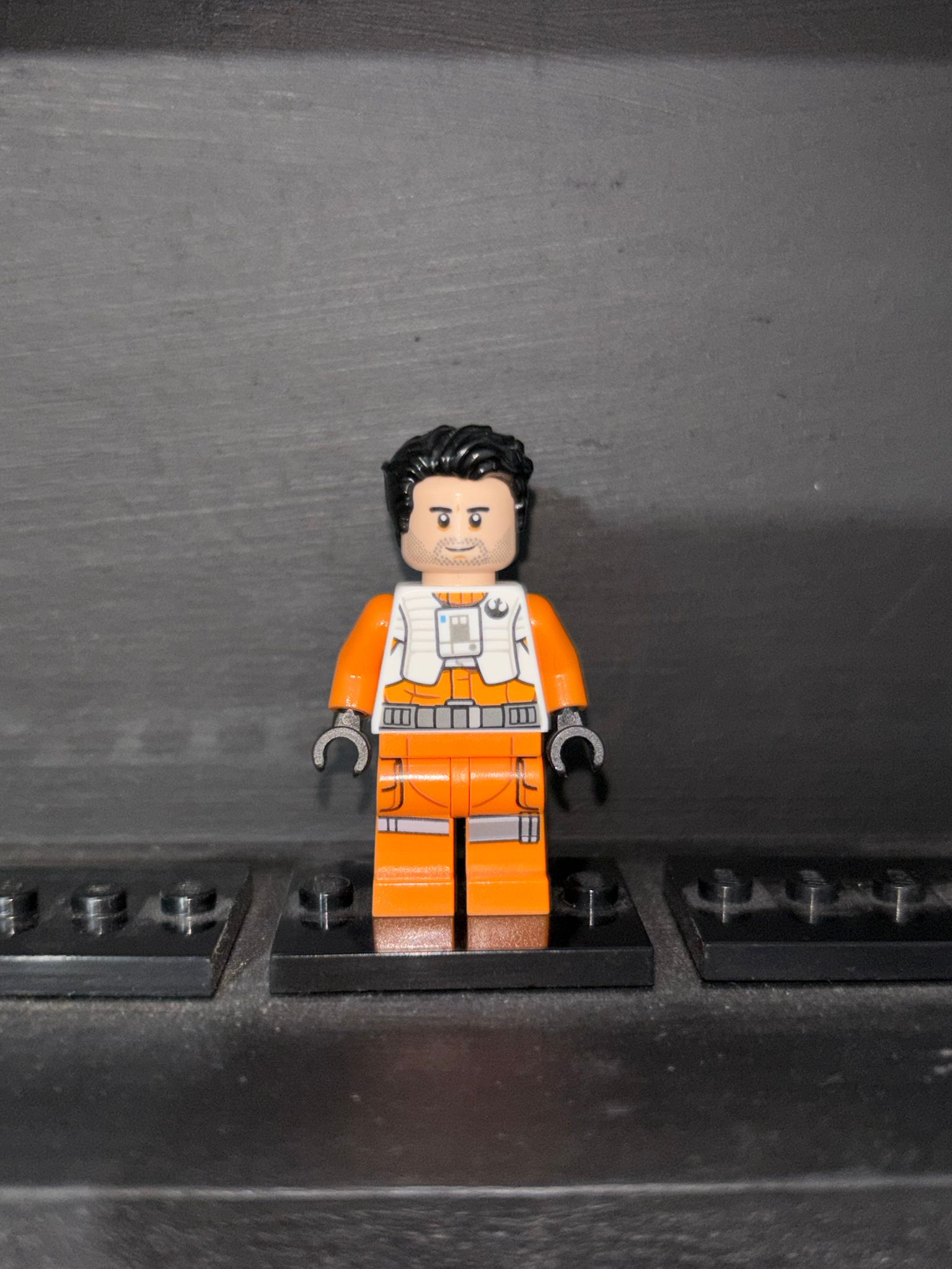 LEGO® Minifigür Poe Dameron, White and Orange Pilot Outfit İkinci El sw1019