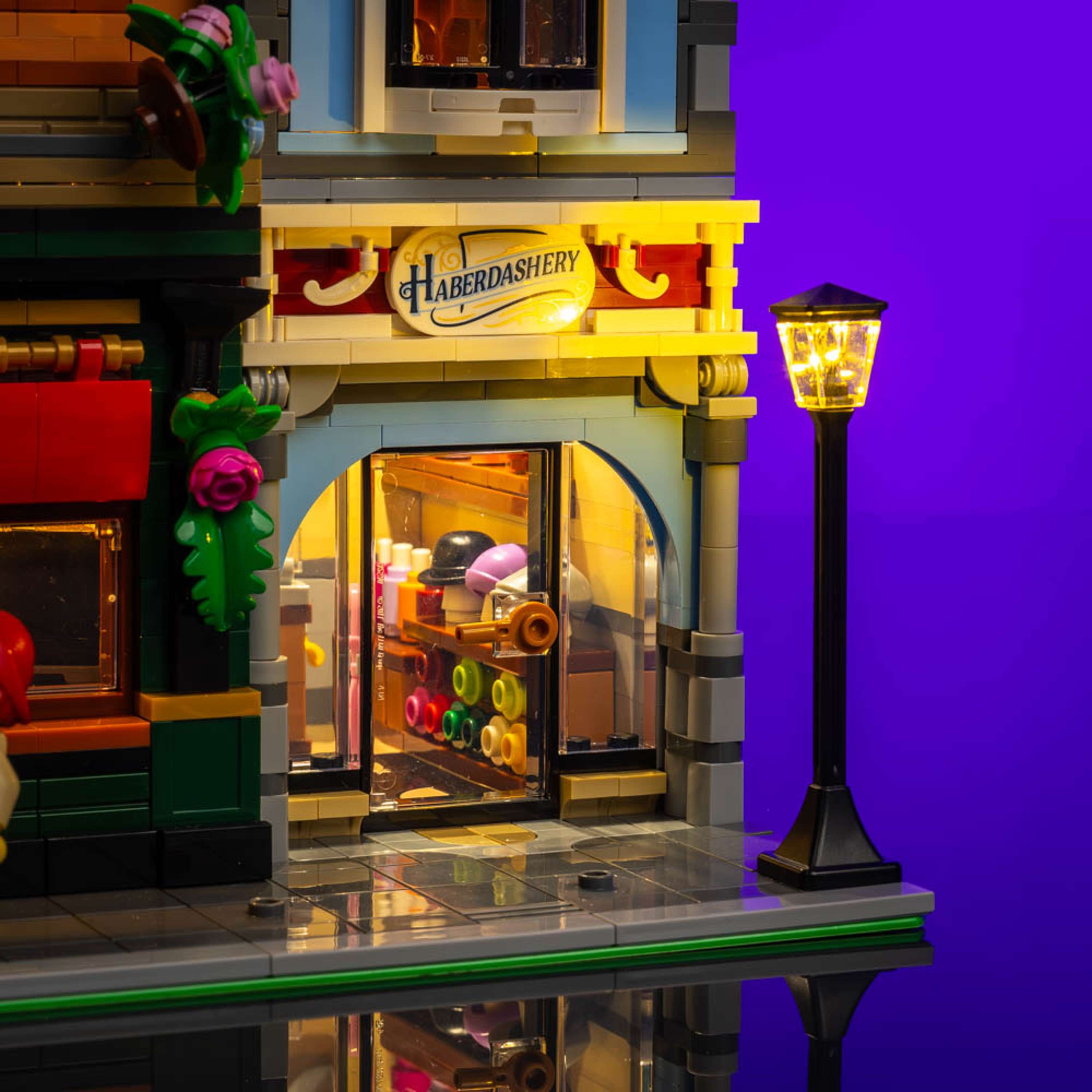 LEGO® 10350 Tudor Corner Işık Kiti